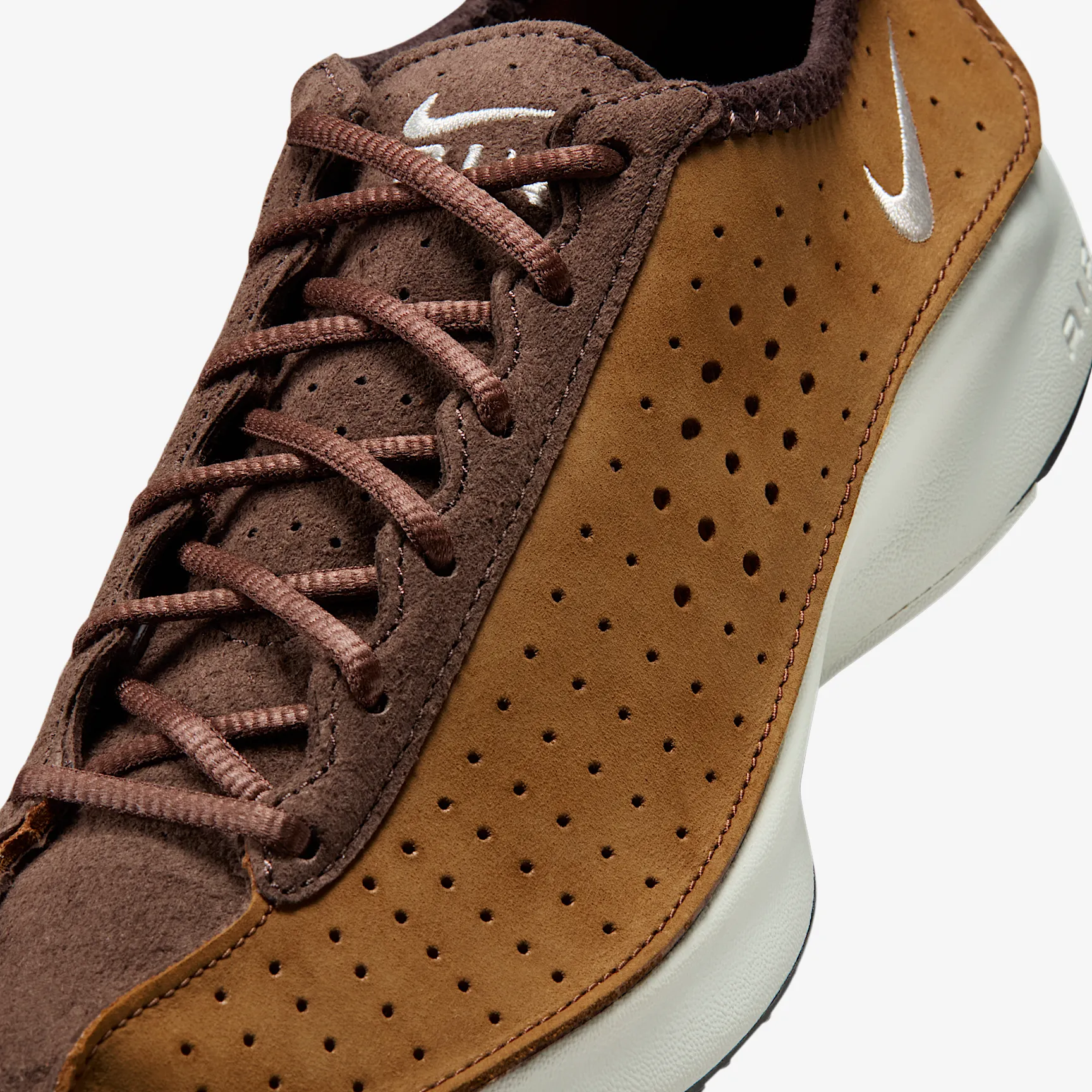 8D653A_Nike-Air-Superfly-WMNS_LIGHT-BRITISH-TAN_HQ7955-201_img6
