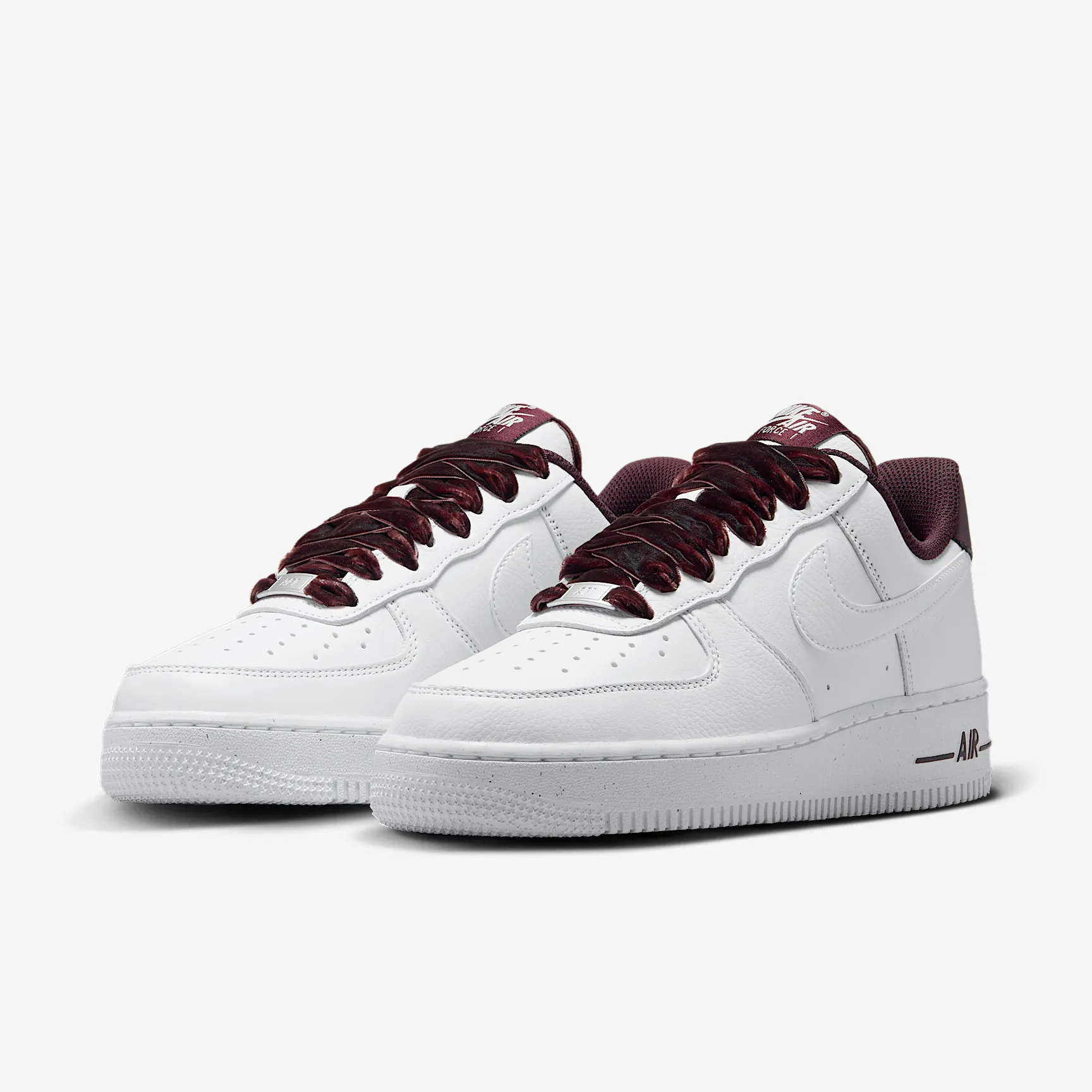 6D4F55_Nike-Air-Force-1-Low-WMNS_BURGUNDY-CRUSH_HV4403-600_img4