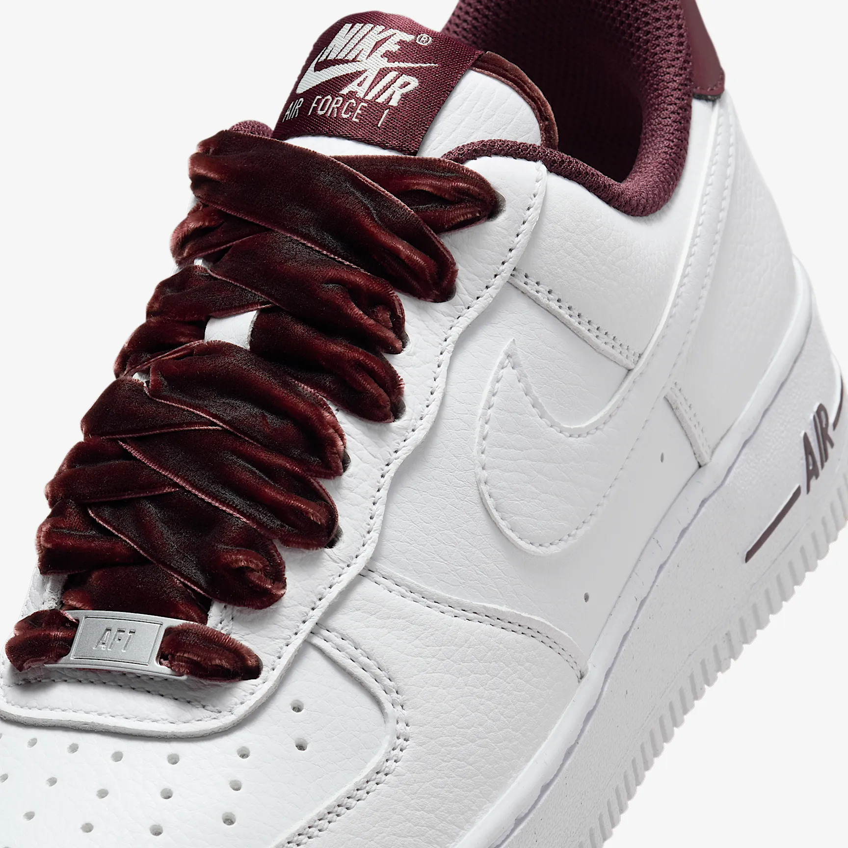 6D4F55_Nike-Air-Force-1-Low-WMNS_BURGUNDY-CRUSH_HV4403-600_img6