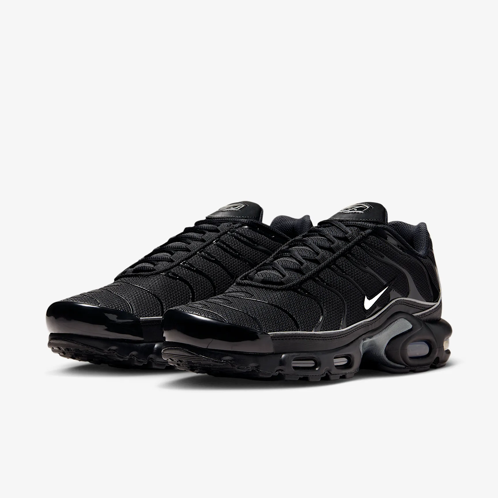 000000_Nike-Air-Max-Plus-OG_BLACK-REFLECTIVE_HV8066-002_img4