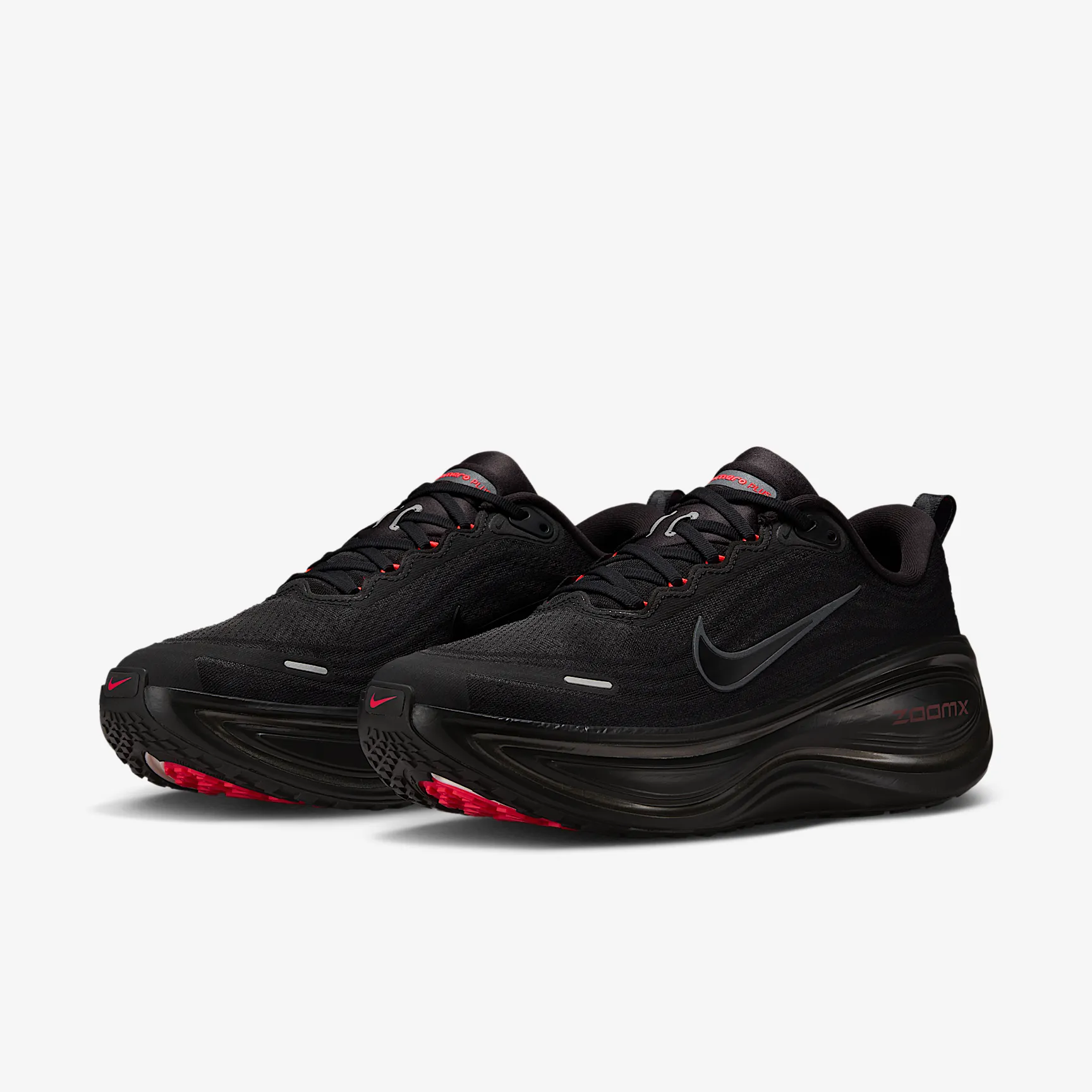 000000_Nike-Vomero-Plus_BLACK-BRIGHT-CRIMSON_HV8150-007_img4