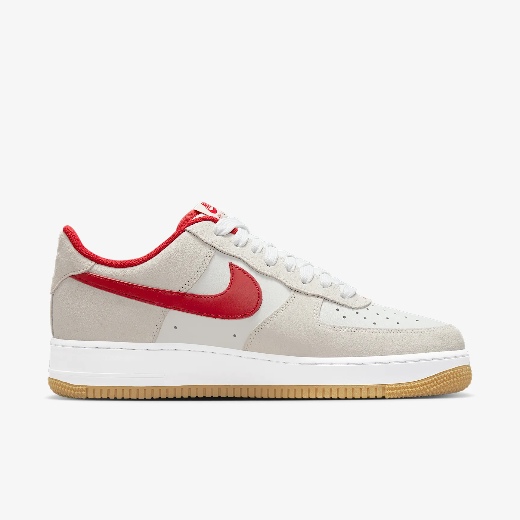 D11925_Nike-Air-Force-1-Low-'07-LV8_SUMMIT-WHITE-VARSITY-RED_IB6388-101_img2