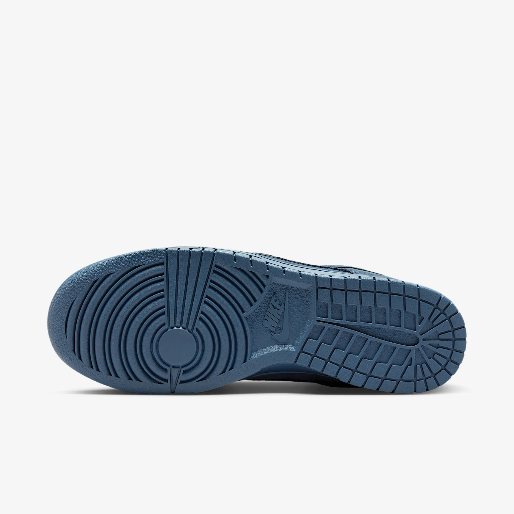 2D4153_Nike-Dunk-Low-Retro-SE_DIFFUSED-BLUE-SUEDE_IB6651-400_img1