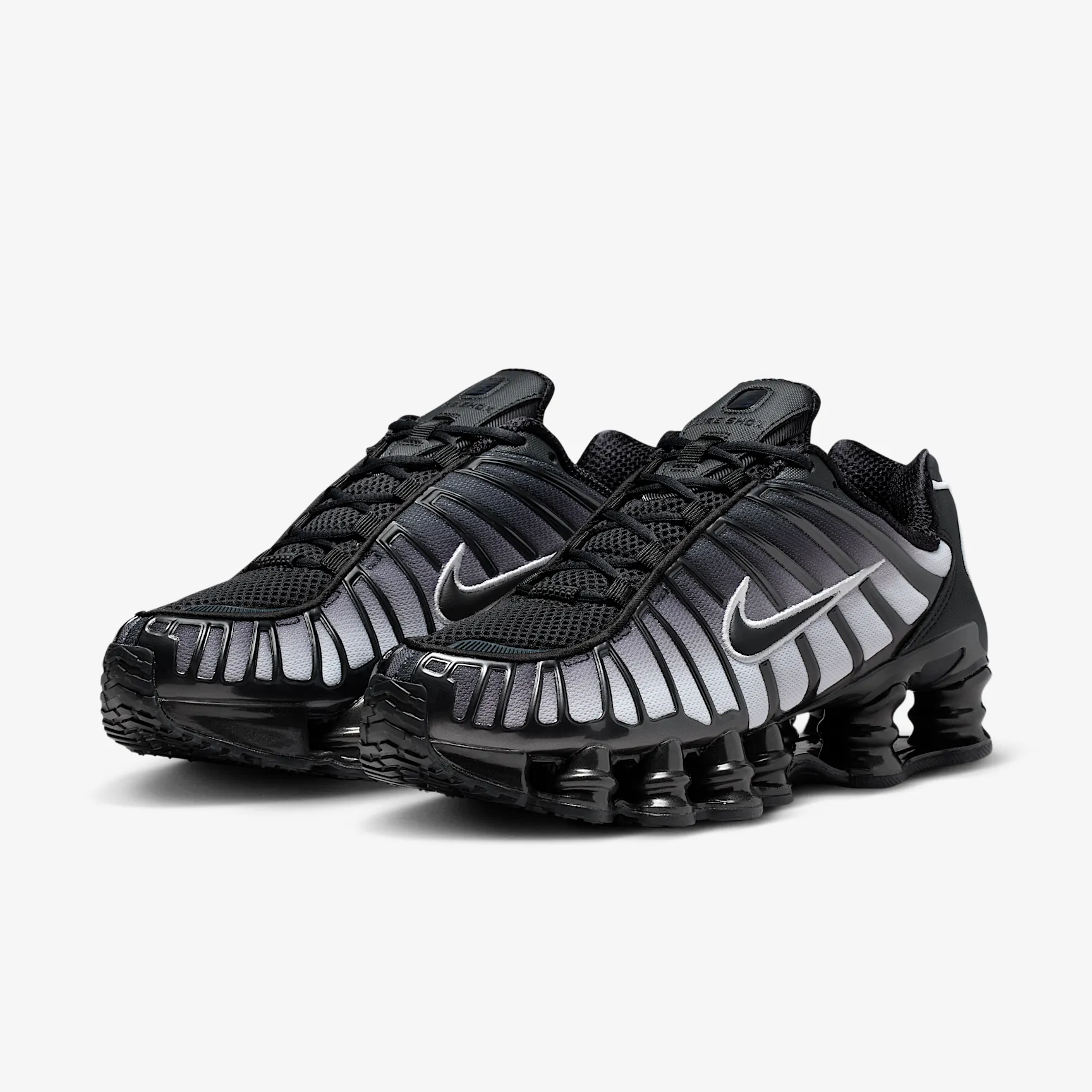 000000_Nike-Shox-TL-Fade-WMNS_BLACK-WHITE_IH1336-002_img4