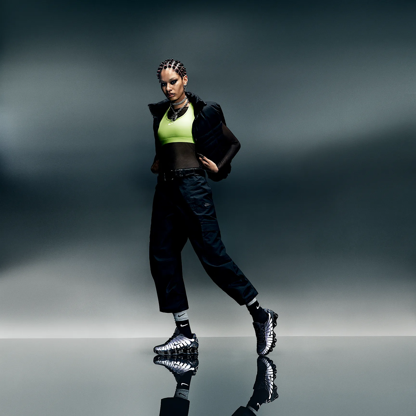 000000_Nike-Shox-TL-Fade-WMNS_BLACK-WHITE_IH1336-002_img8