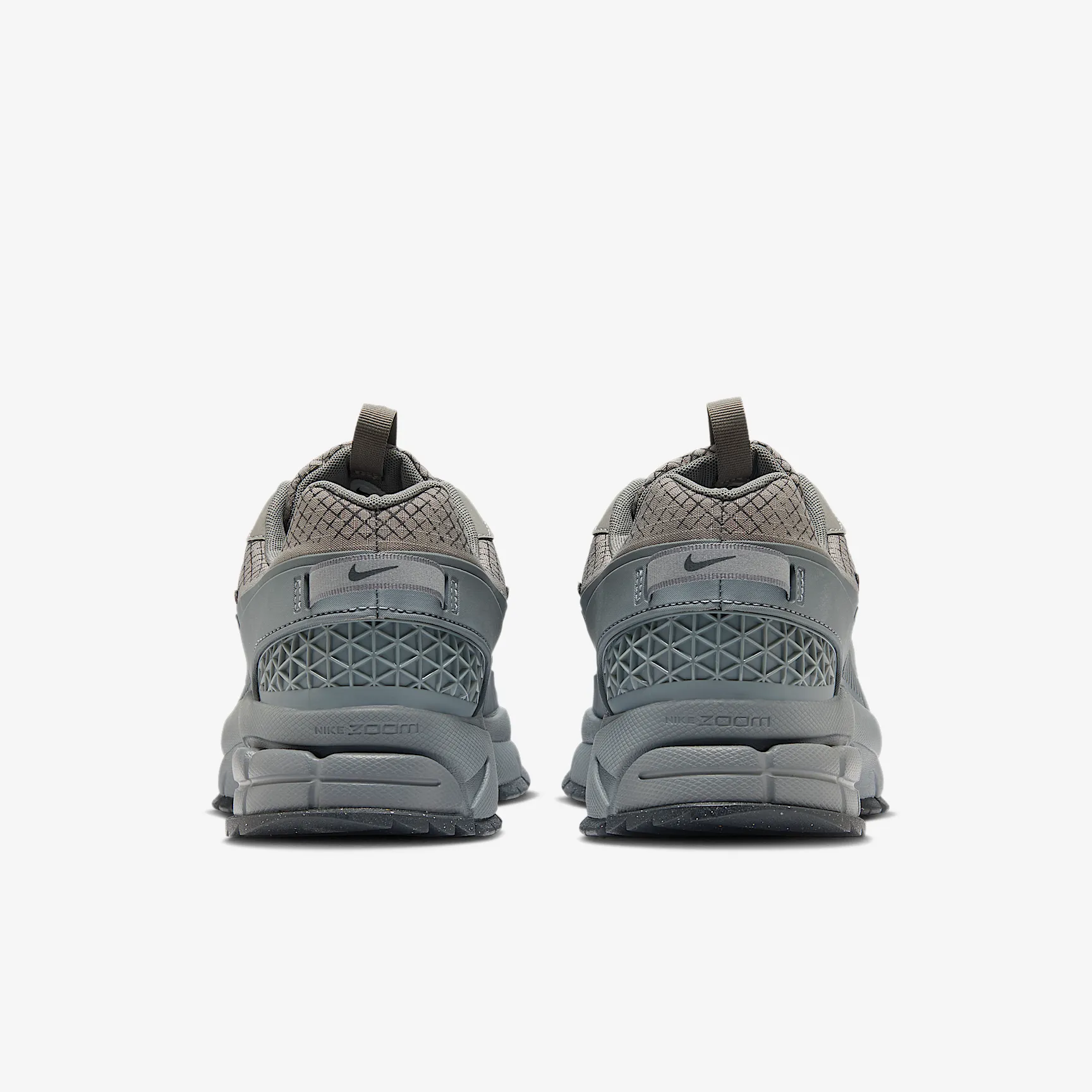 5E686E_Nike-Zoom-Vomero-Roam_METALLIC-PEWTER-COOL-GREY_HV6901-001_img5