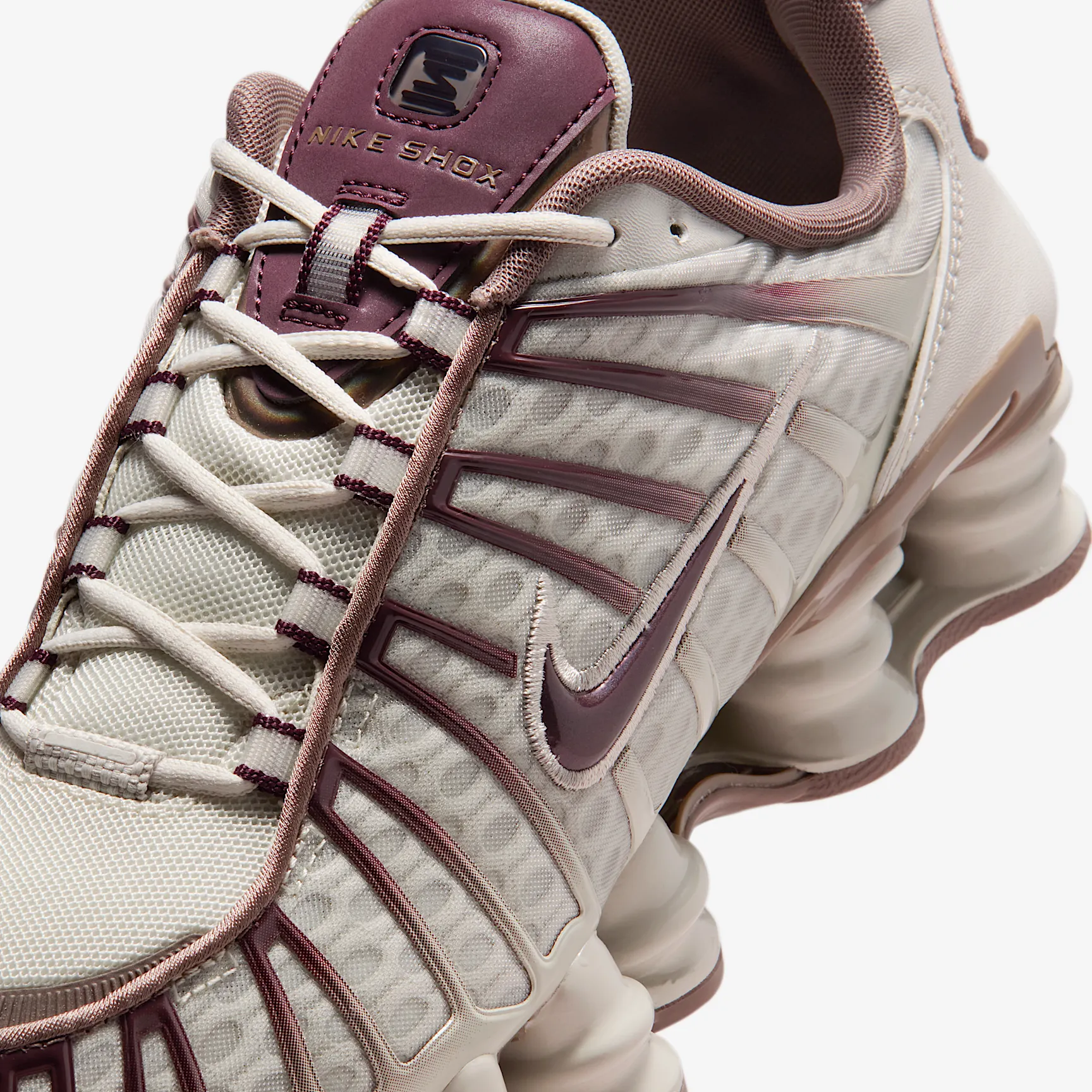 2F1217_Nike-Shox-TL-WMNS_LIGHT-BONE-MINK-BROWN_IM6013-072_img6
