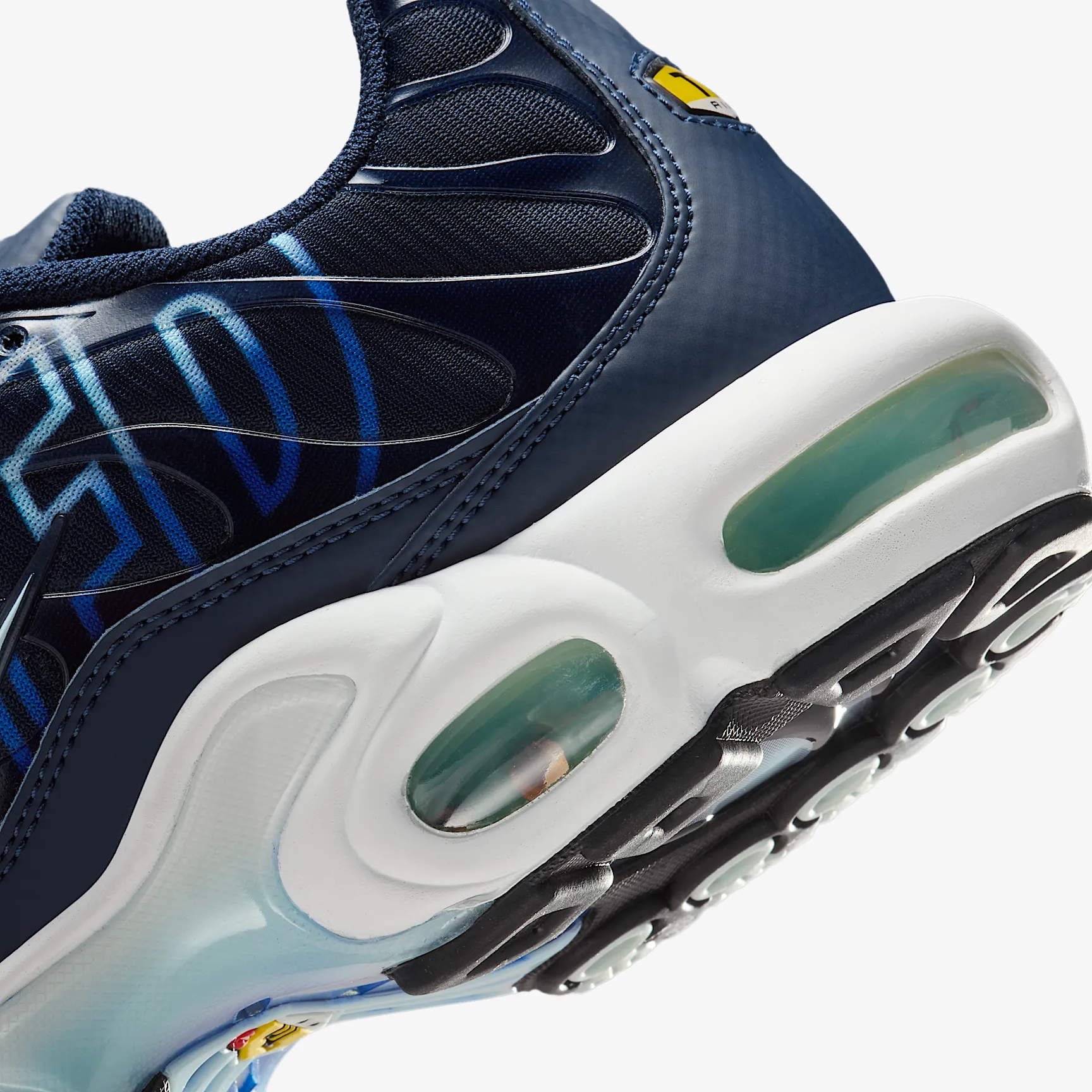 0F407E_Nike-Air-Max-Plus_OBSIDIAN-COMET-BLUE_IH4459-473_img7