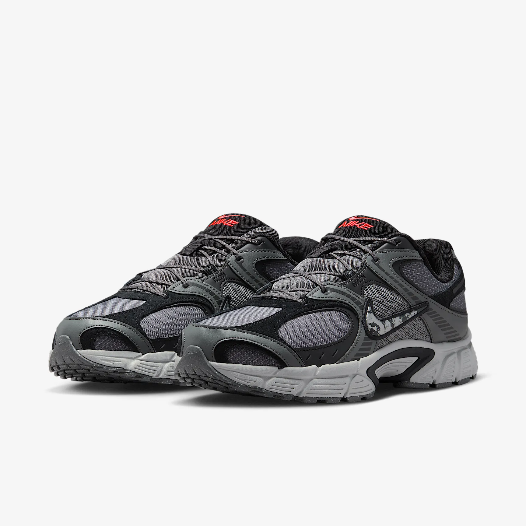 696D70_Nike-V5-RNR-SE_IRON-GREY_IM6769-068_img4