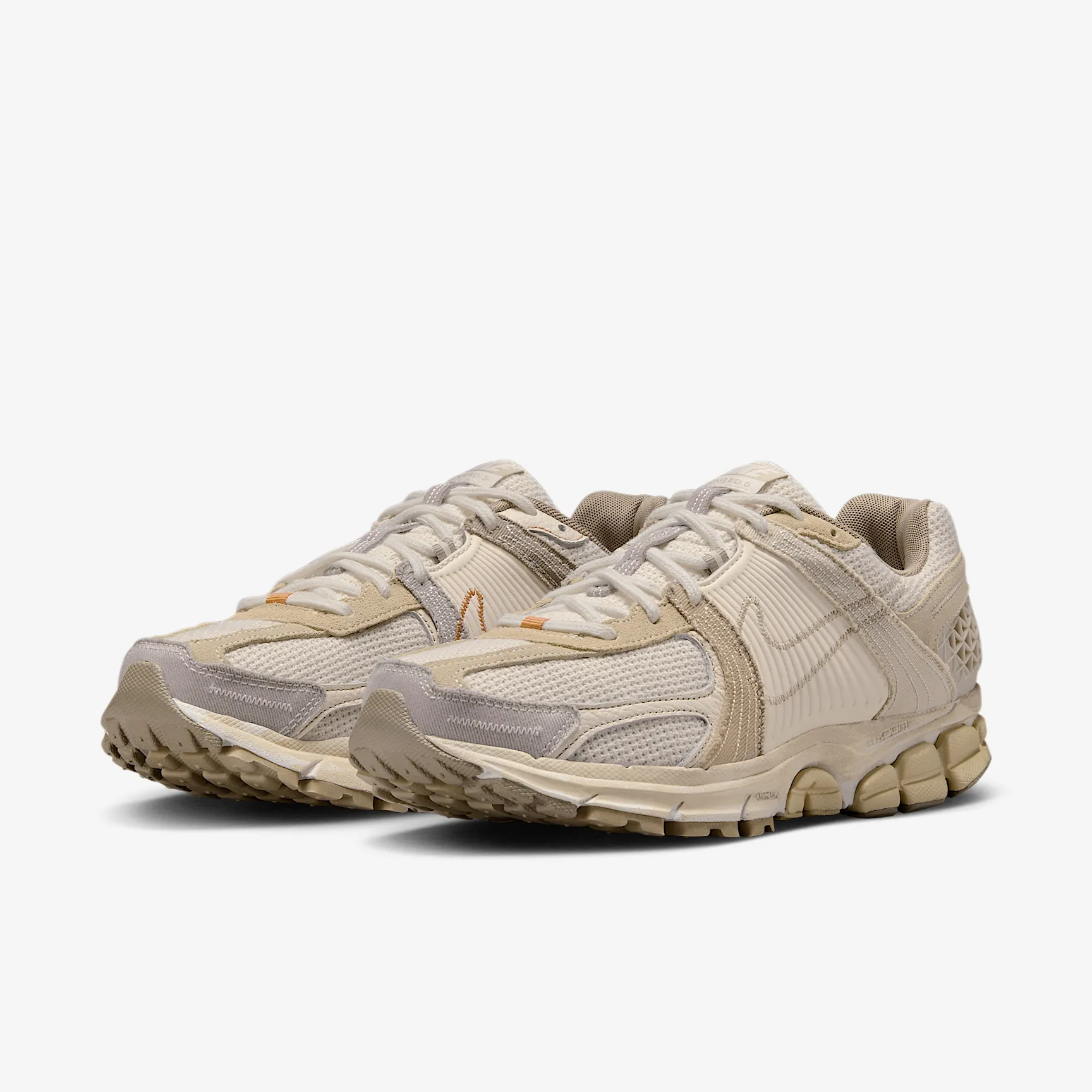 AE967C_Nike-Zoom-Vomero-5_MUSLIN-PALE-IVORY_IM6966-104_img4