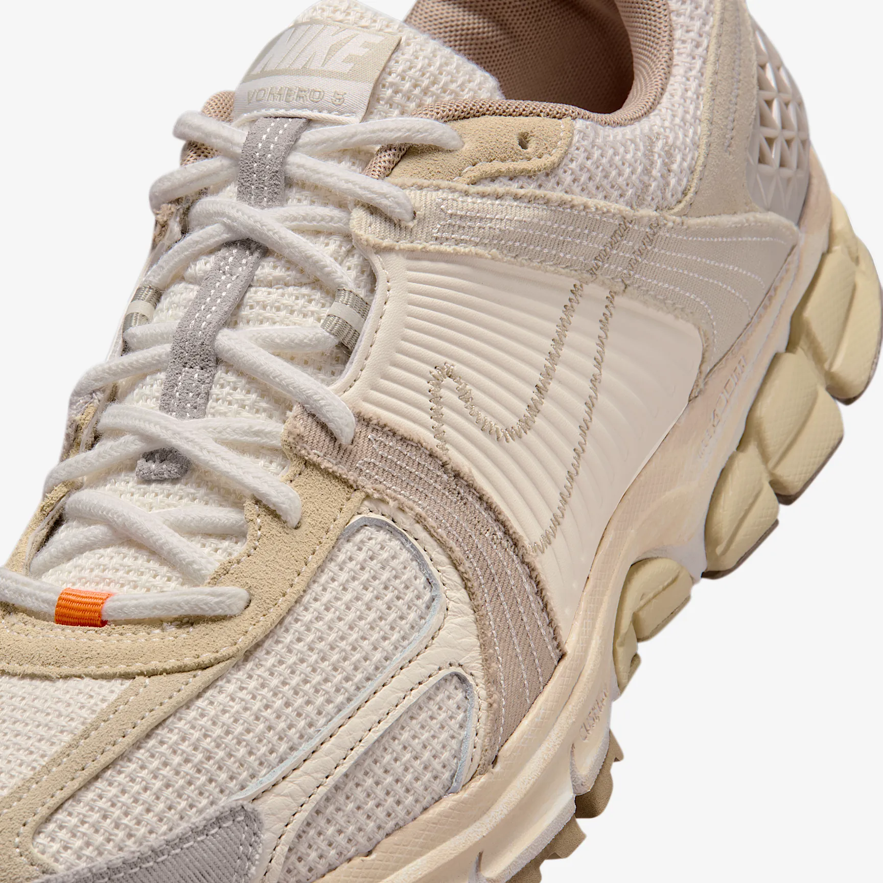 AE967C_Nike-Zoom-Vomero-5_MUSLIN-PALE-IVORY_IM6966-104_img6