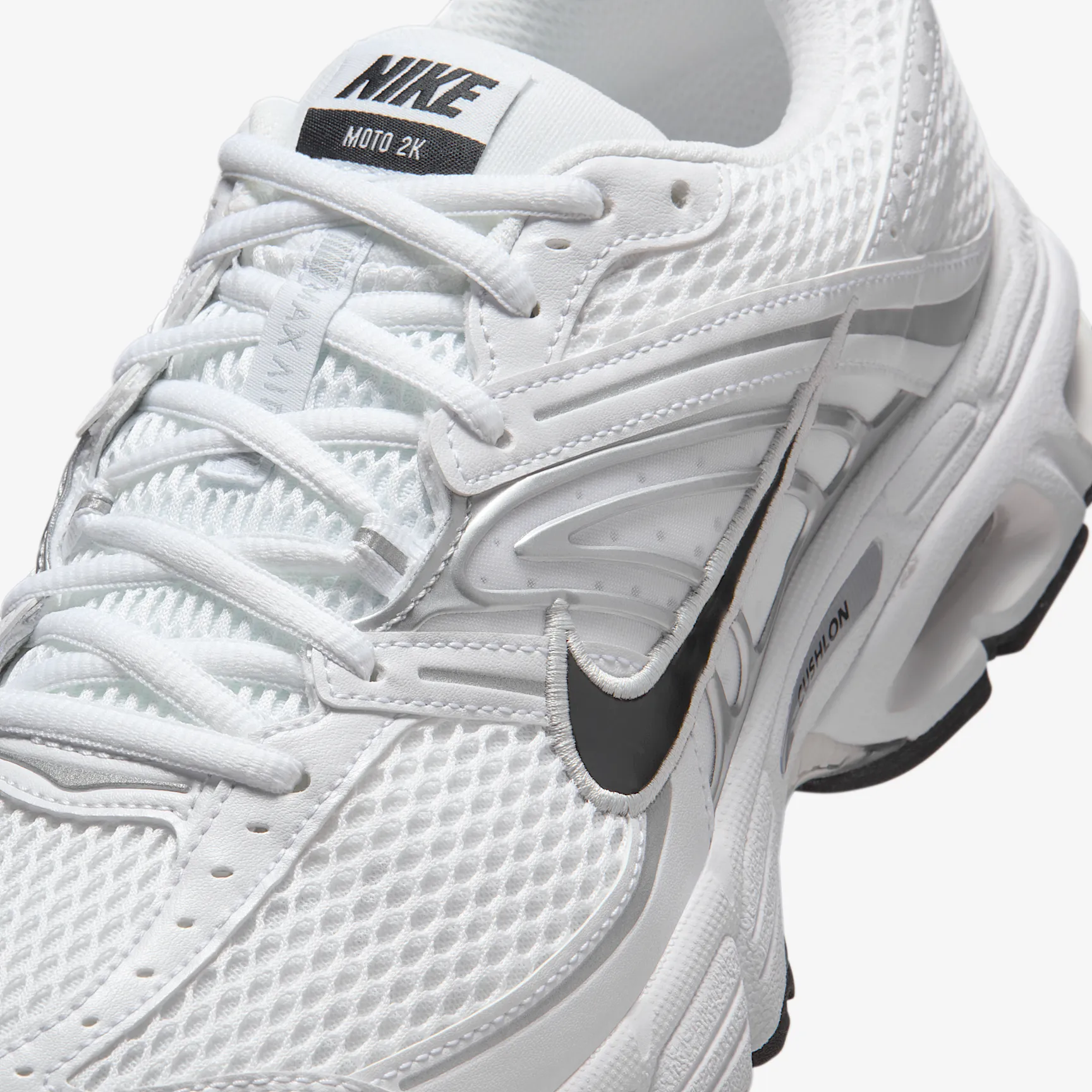 B9B9BB_Nike-Air-Max-Moto-2K_WHITE-METALLIC-SILVER_IO9279-100_img6