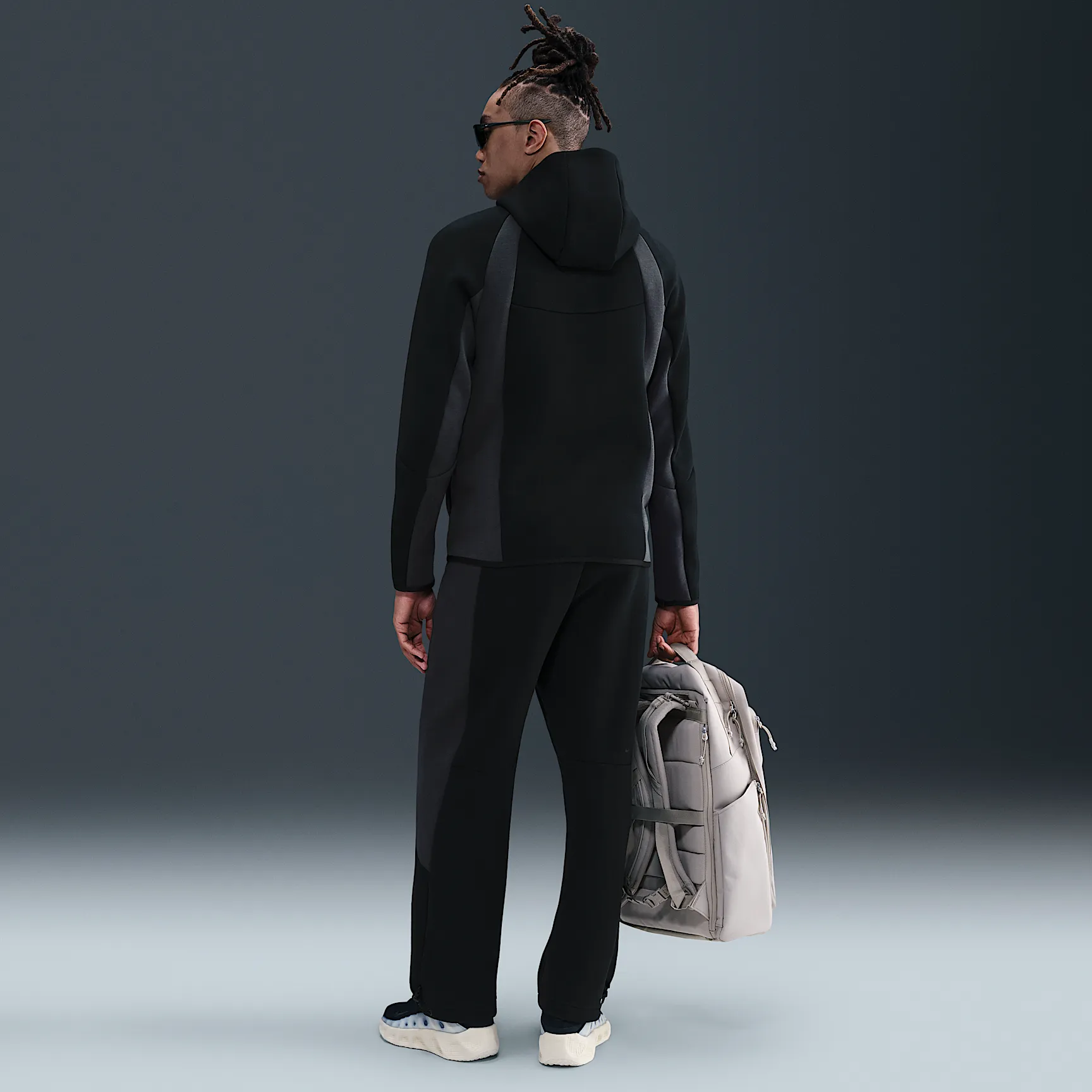 000000_Nike-Tech-Colour-Block-Full-Zip-Fleece-Windrunner-Jacket_BLACK_IF1325-010_img4