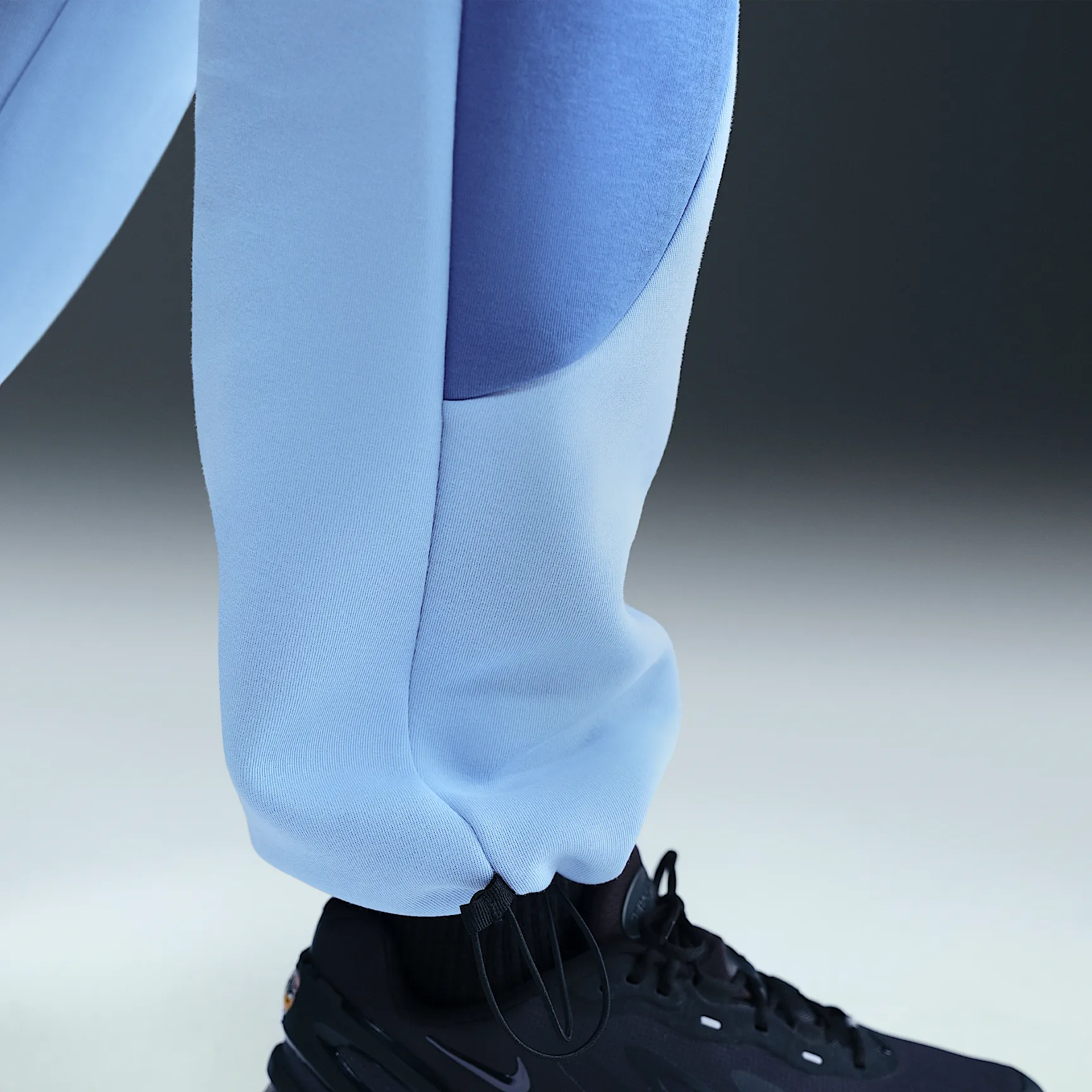 7FA3D0_Nike-Tech-Colour-Block-Open-Hem-Fleece-Trousers_COMET-BLUE_IF1323-468_img5