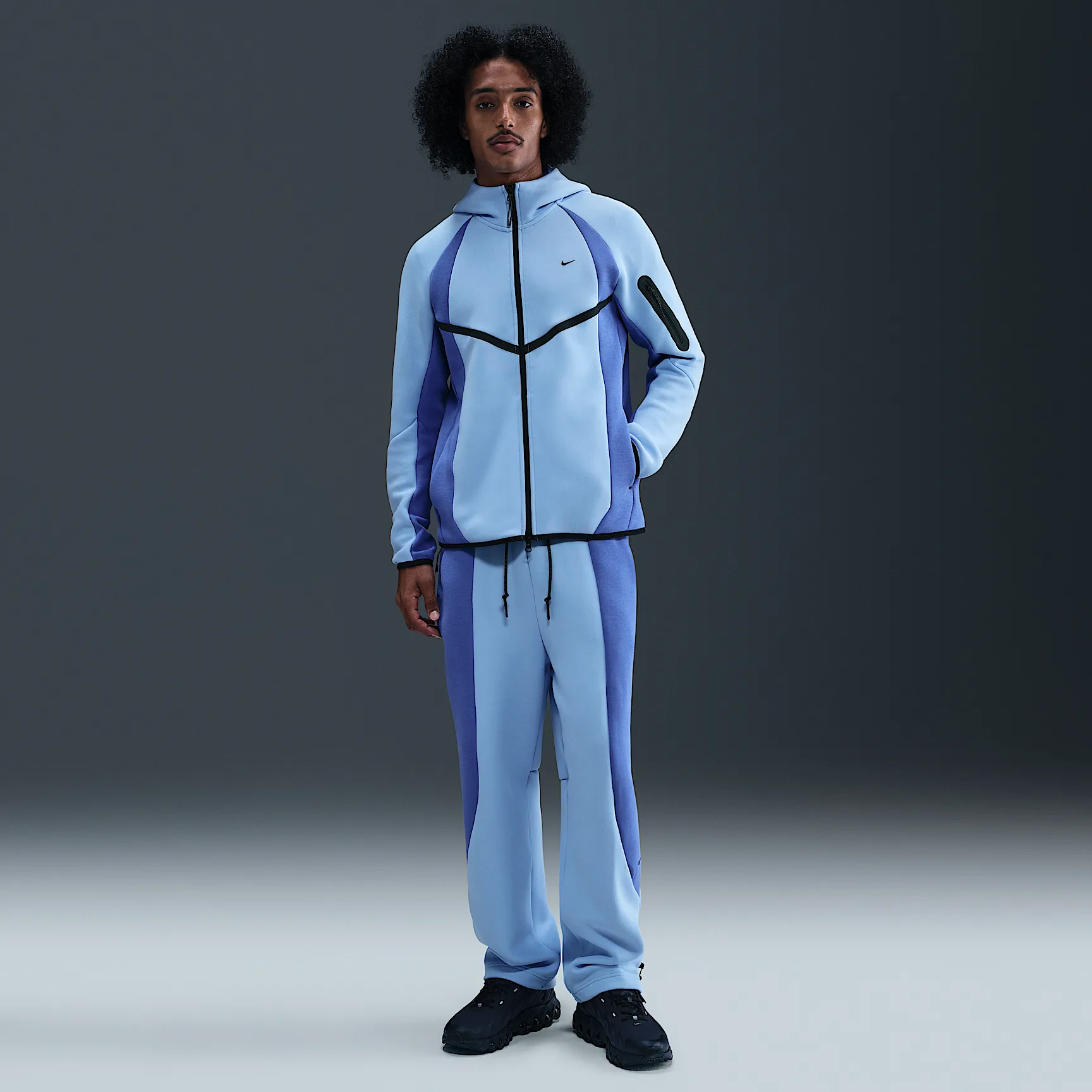 7FA7CD_Nike-Tech-Colour-Block-Full-Zip-Fleece-Windrunner-Jacket_COMET-BLUE_IF1325-468_img3