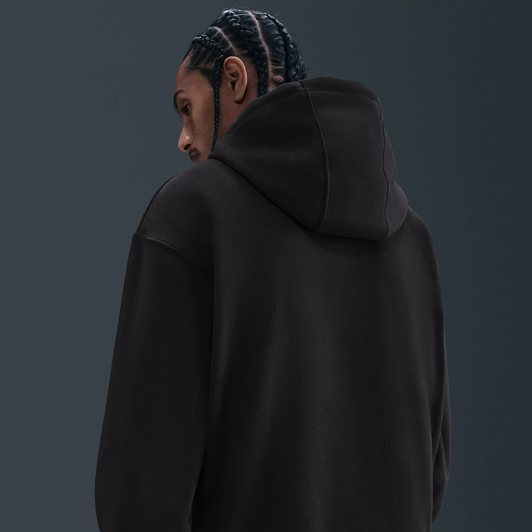 000000_Nike-Pullover-Hoodie_BLACK_IQ2769-010_img2