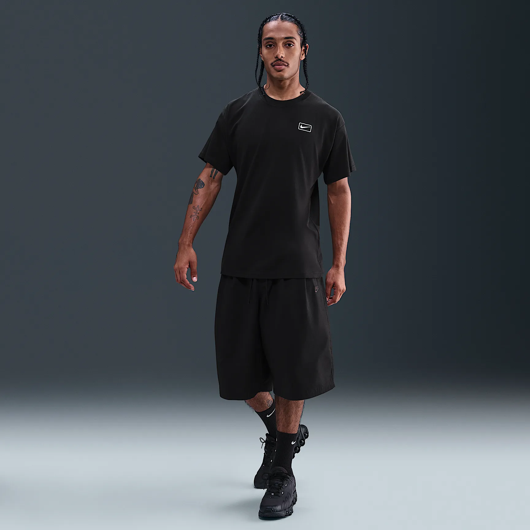 000000_Nike-T-Shirt_BLACK_IQ2766-010_img3