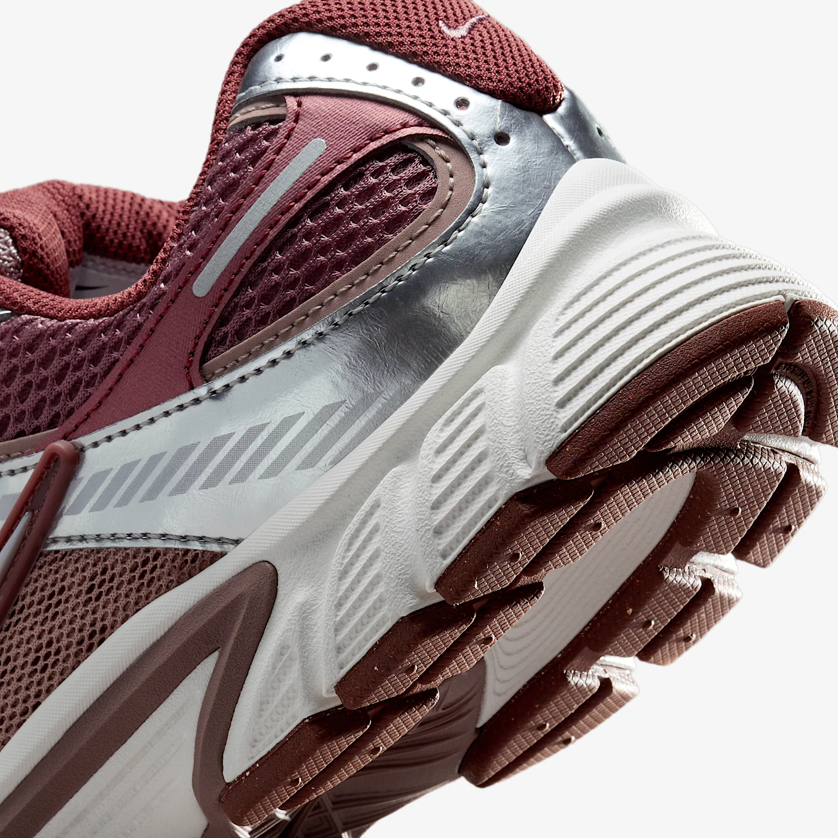 79434E_Nike-V5-RNR-WMNS_SMOKEY-MAUVE_HQ7901-200_img7