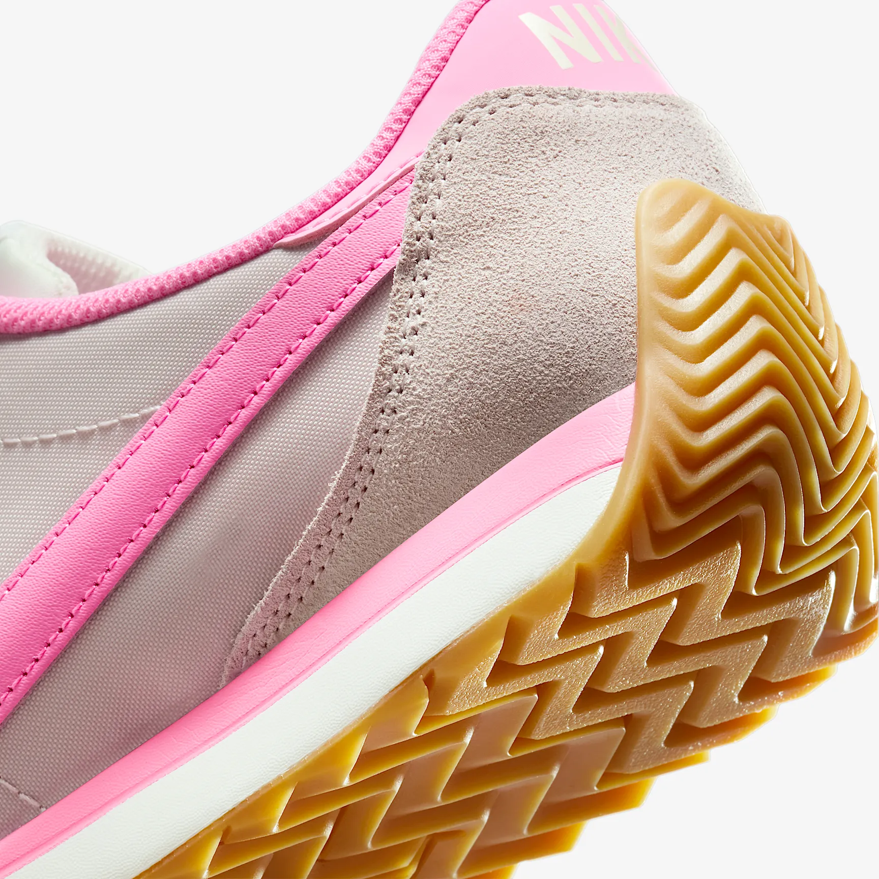 E06898_Nike-Pacific-WMNS_SILT-RED-PINK-SPELL_HM4771-605_img7