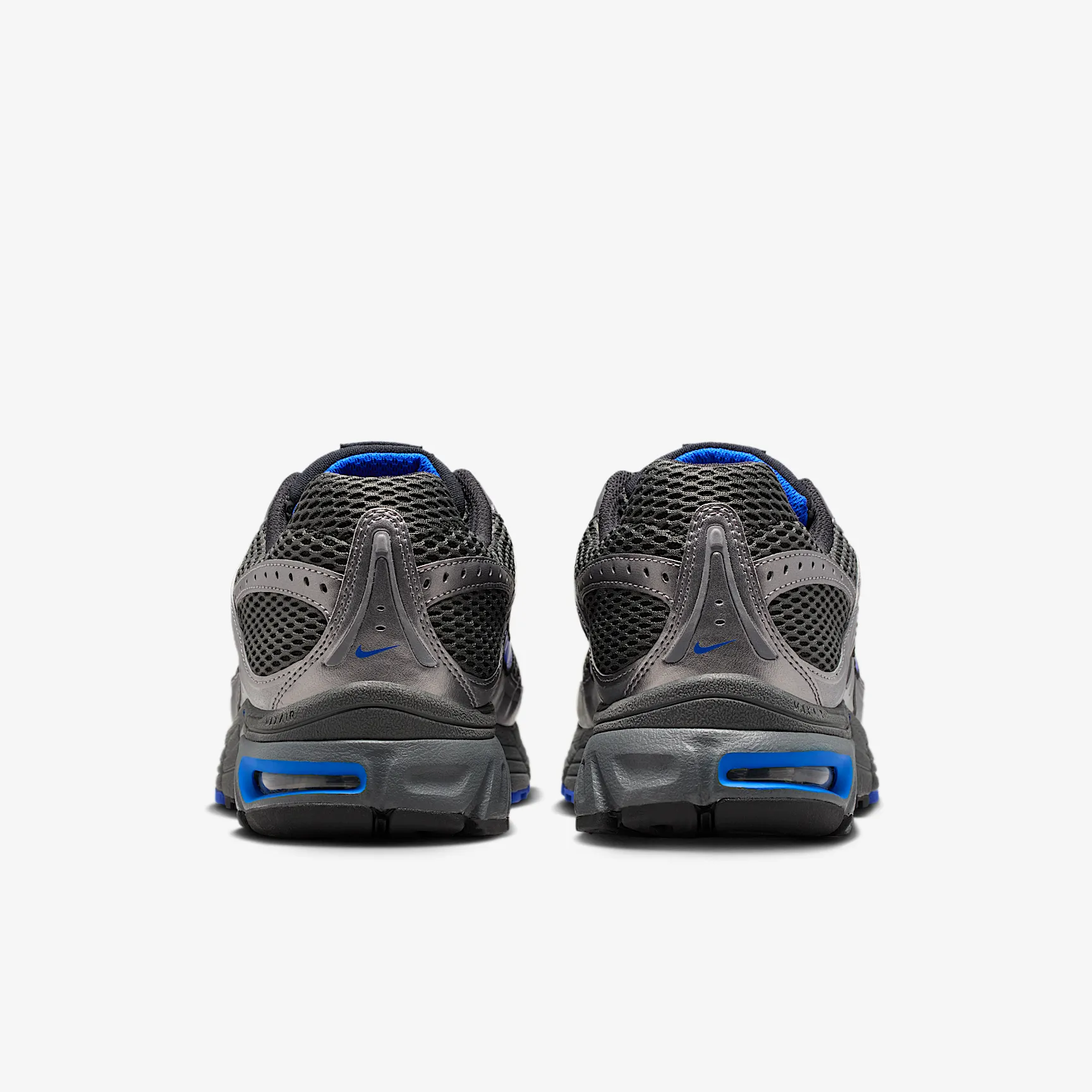 0840D7_Nike-Air-Max-Moto-2K_BLACK-ROYAL_IO9279-003_img5