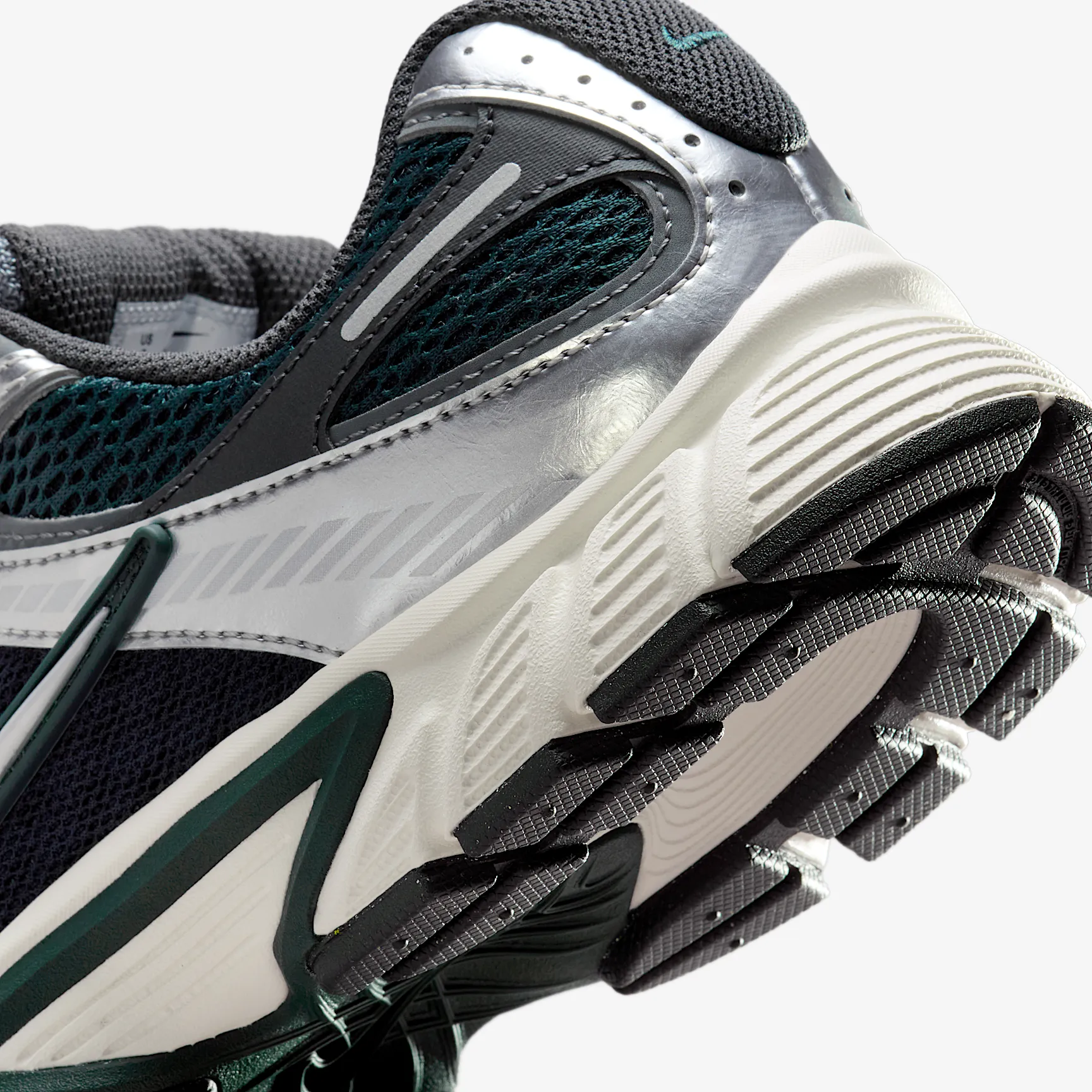 000000_Nike-V5-RNR-WMNS_SEAWEED-ANTHRACITE_HQ7901-300_img7