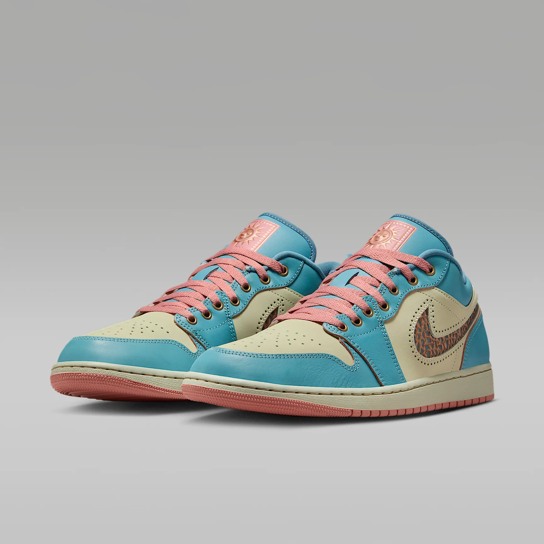 58A5B3_Air-Jordan-1-Low-SE_SOMOS-ETERNOS_IM8120-464_img4