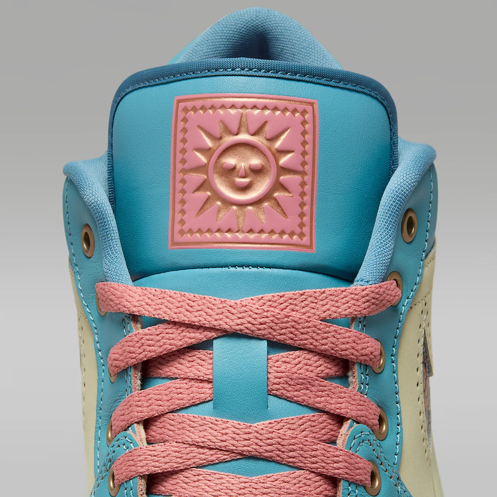 58A5B3_Air-Jordan-1-Low-SE_SOMOS-ETERNOS_IM8120-464_img8