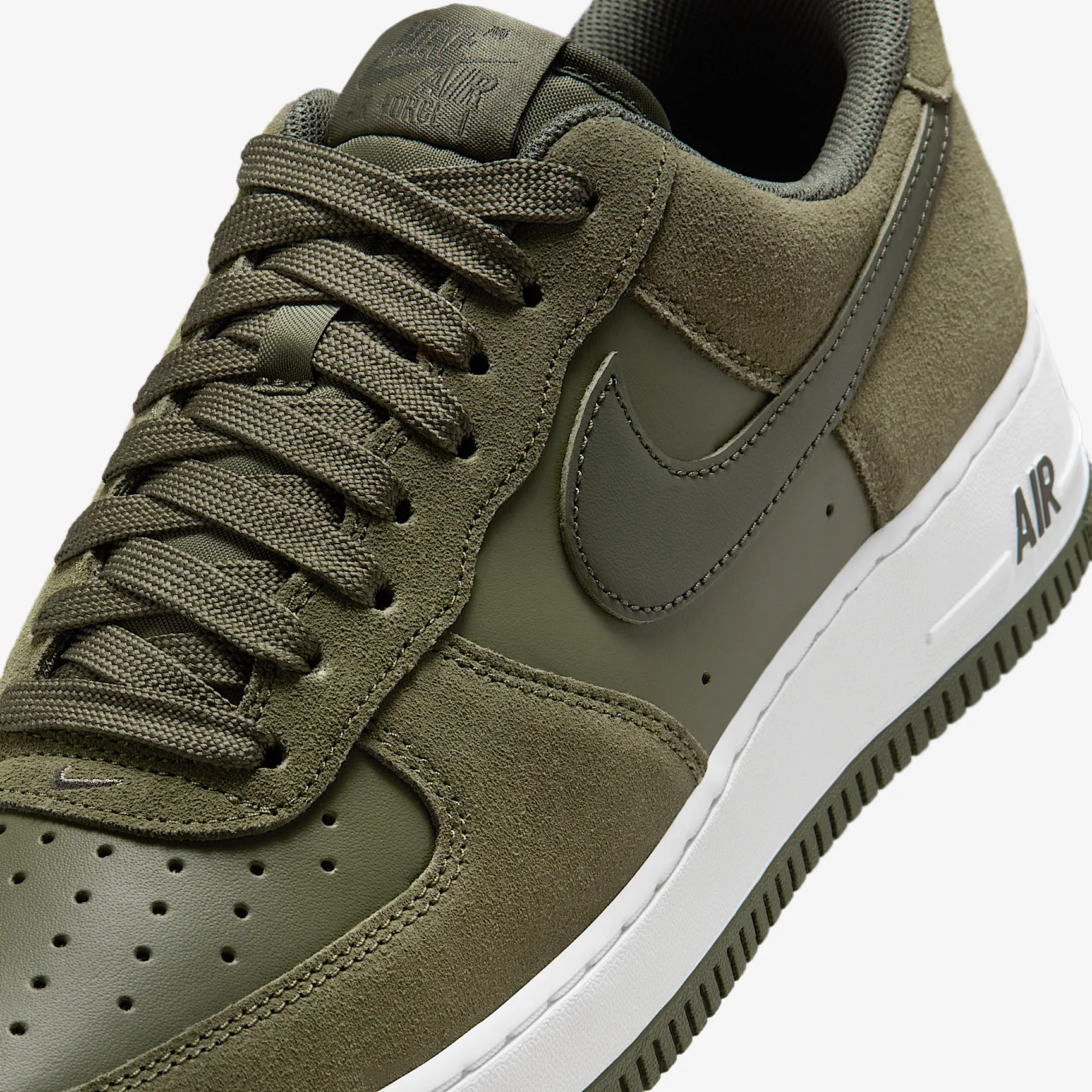 6B6549_Nike-Air-Force-1-Low-'07-LV8_MEDIUM-OLIVE_IB6388-200_img6