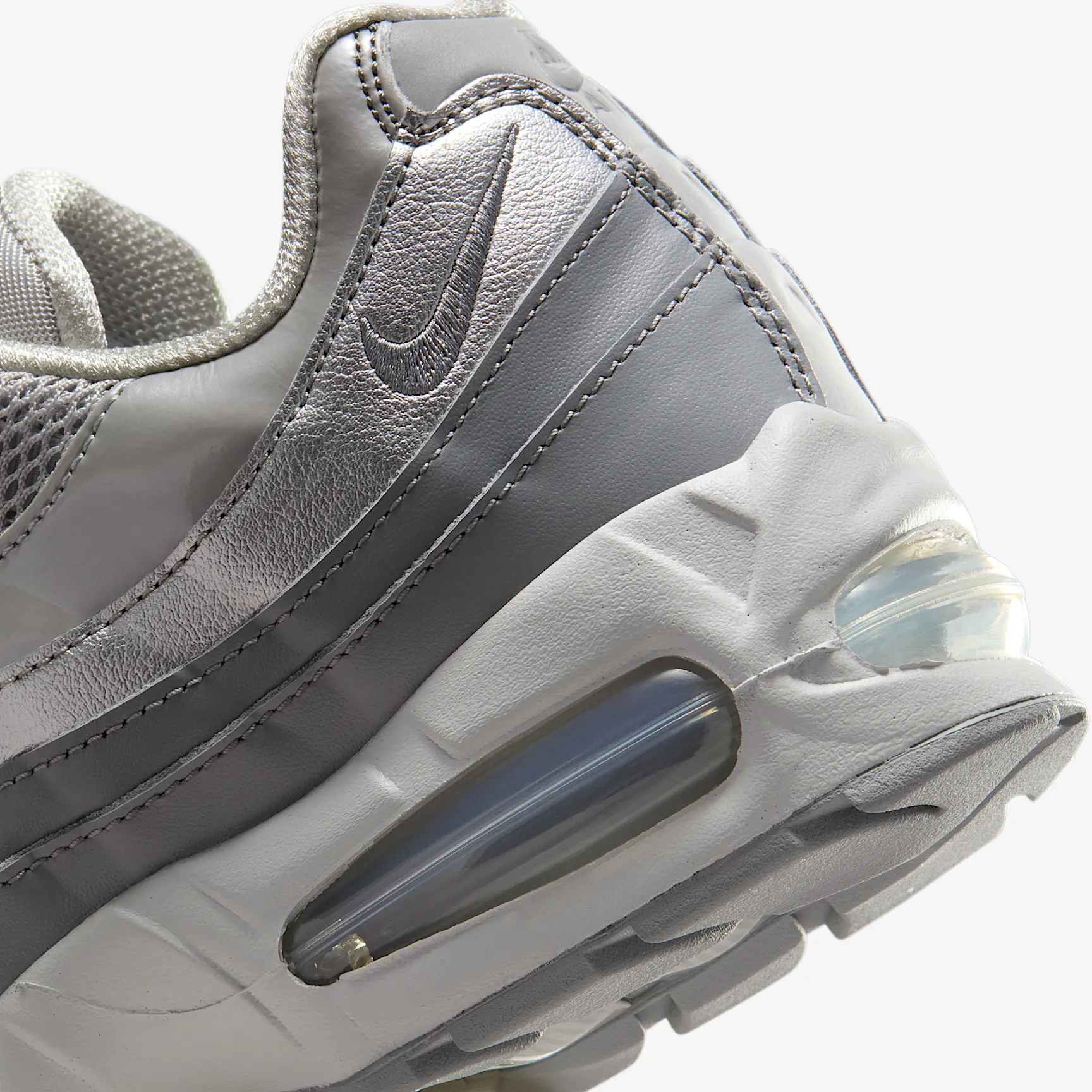868686_Nike-Air-Max-95-Big-Bubble-SE-WMNS_GREY-FOG_IB6398-001_img7