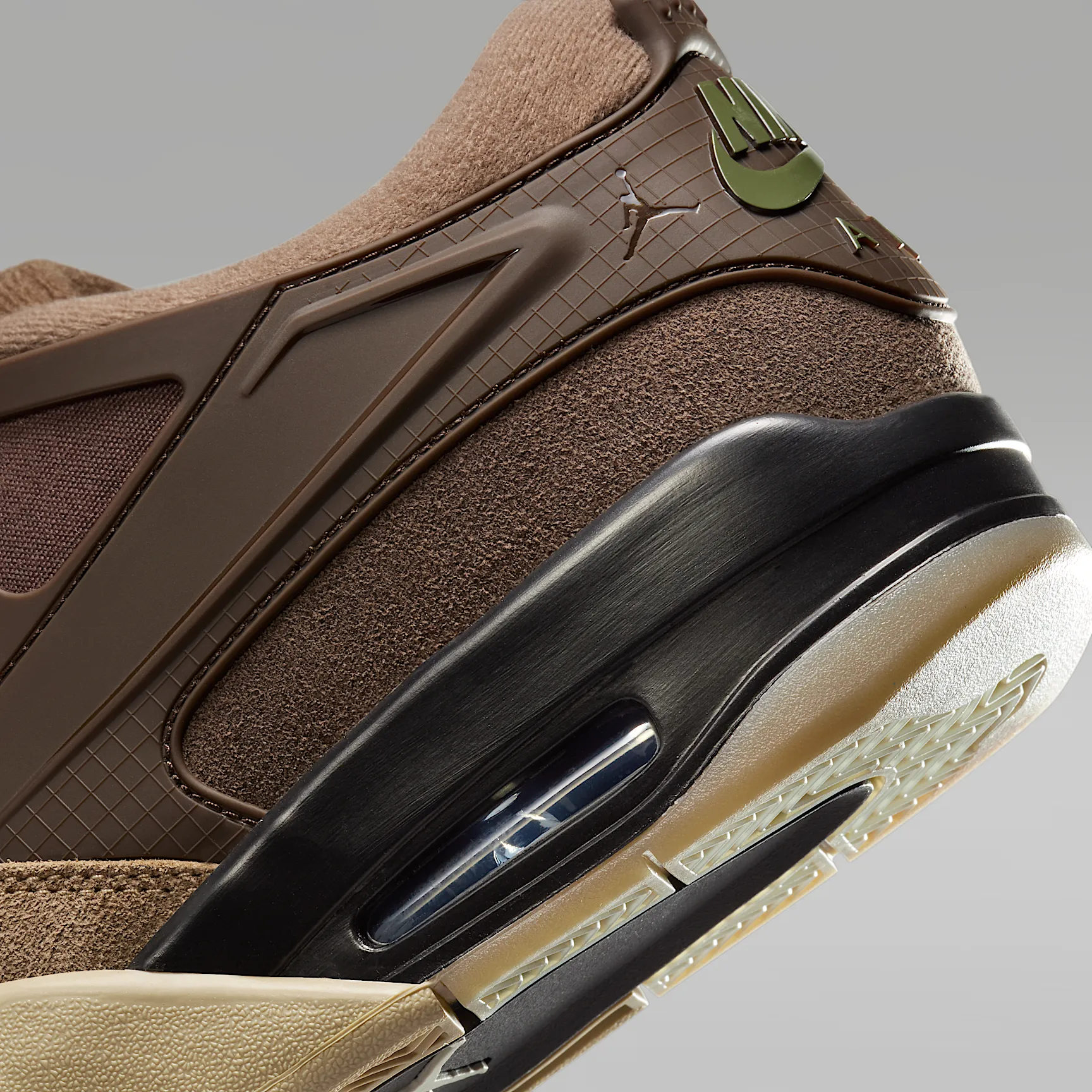 967F6A_Air-Jordan-4-RM_IRONSTONE_FQ7939-022_img7