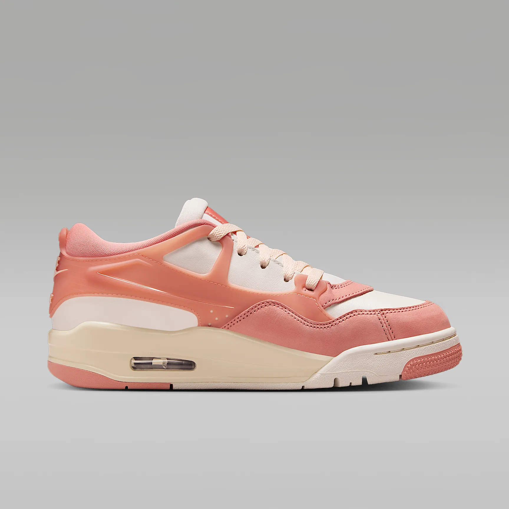 D68B80_Air-Jordan-4-RM-WMNS_GUAVA-ICE_FQ7940-808_img2
