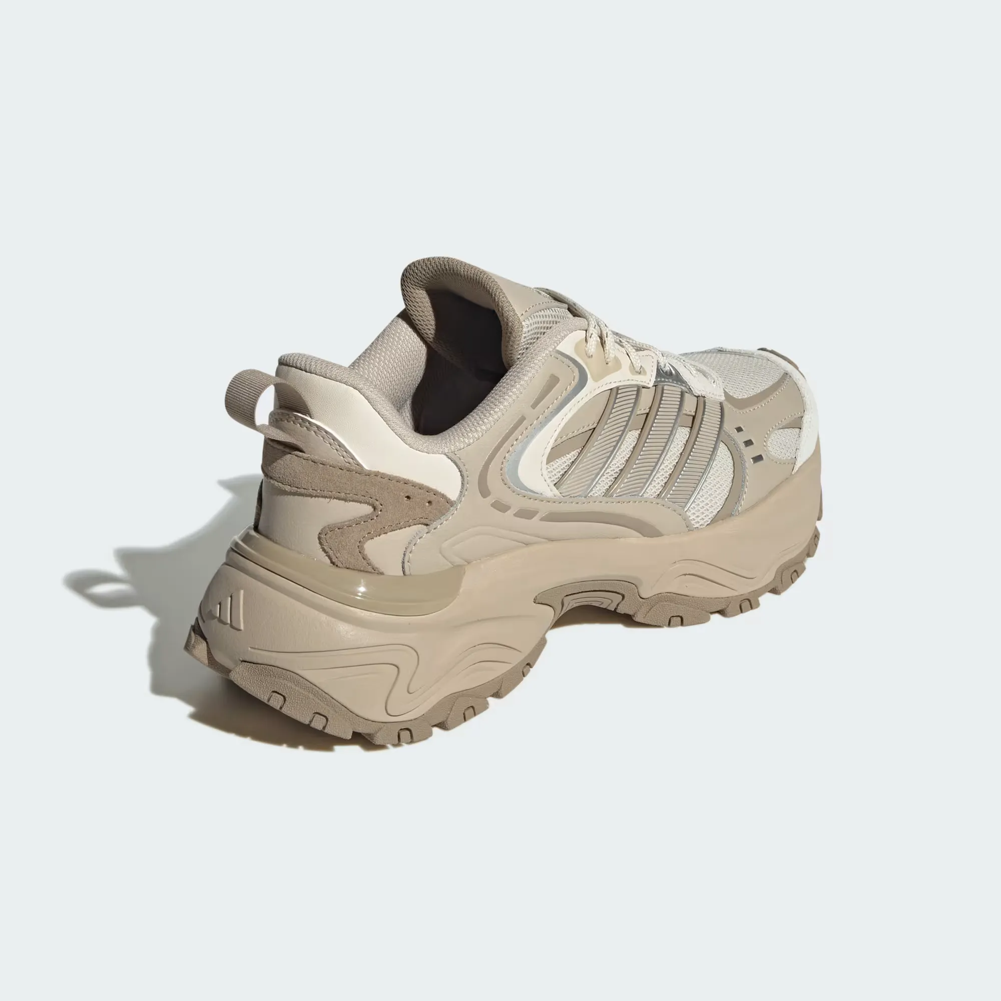 897F71_adidas-Shadow-Fever_ALUMINA_JR8214_img4