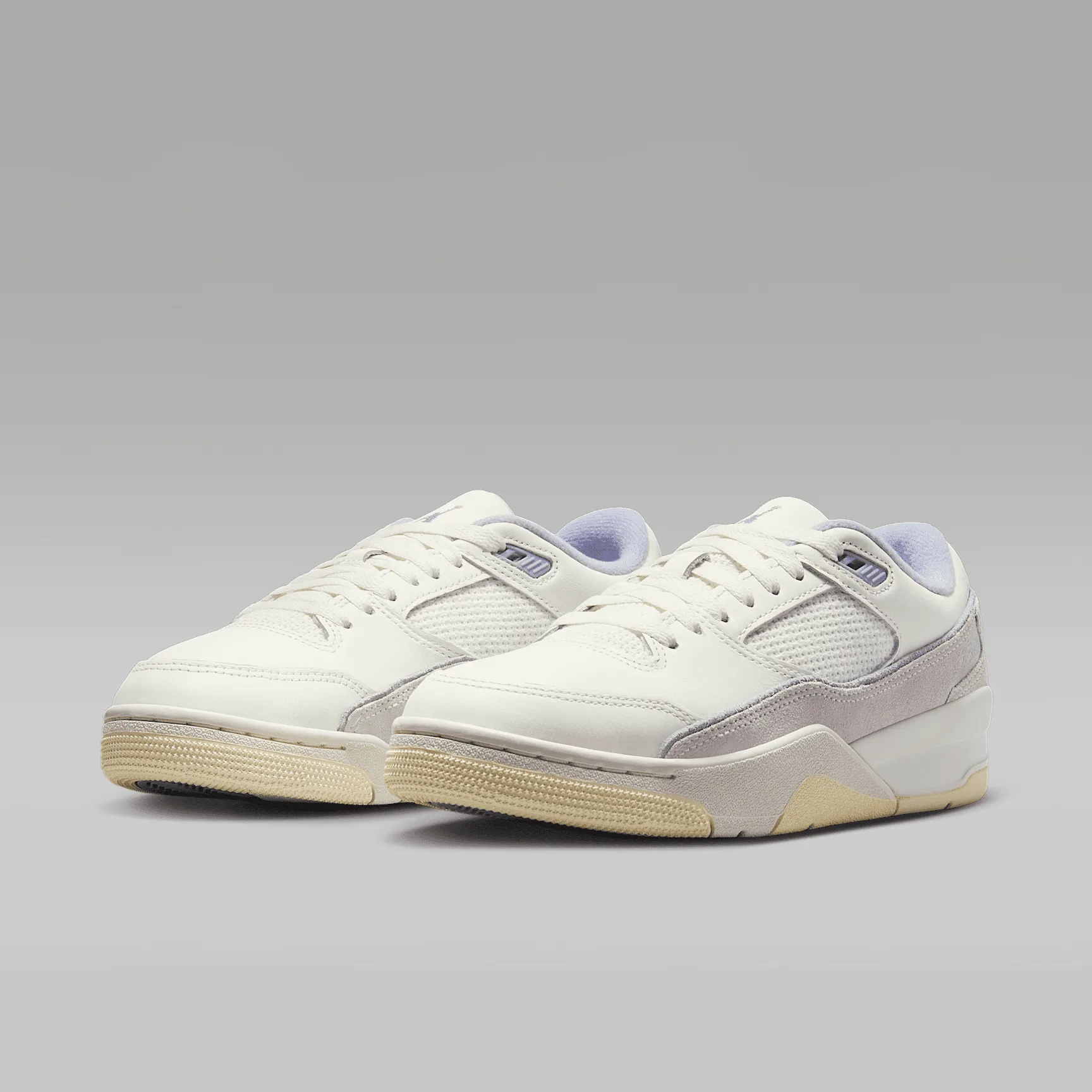 98828C_Jordan-Flight-Court-WMNS_SAIL-DOLL_FZ9854-102_img4