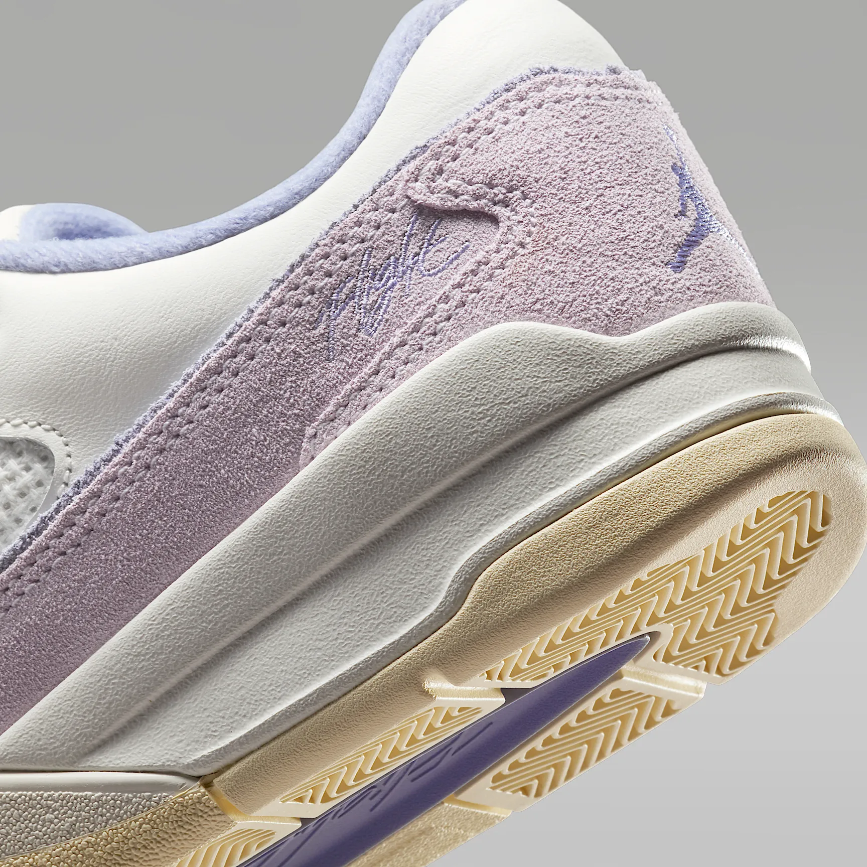 98828C_Jordan-Flight-Court-WMNS_SAIL-DOLL_FZ9854-102_img7