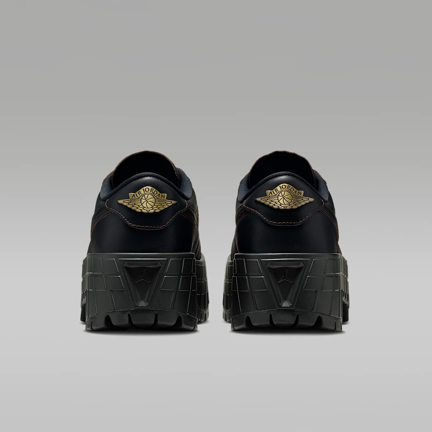 000000_Air-Jordan-1-Brooklyn-Low-WMNS_BLACK-CACAO-WOW_HF3184-002_img5