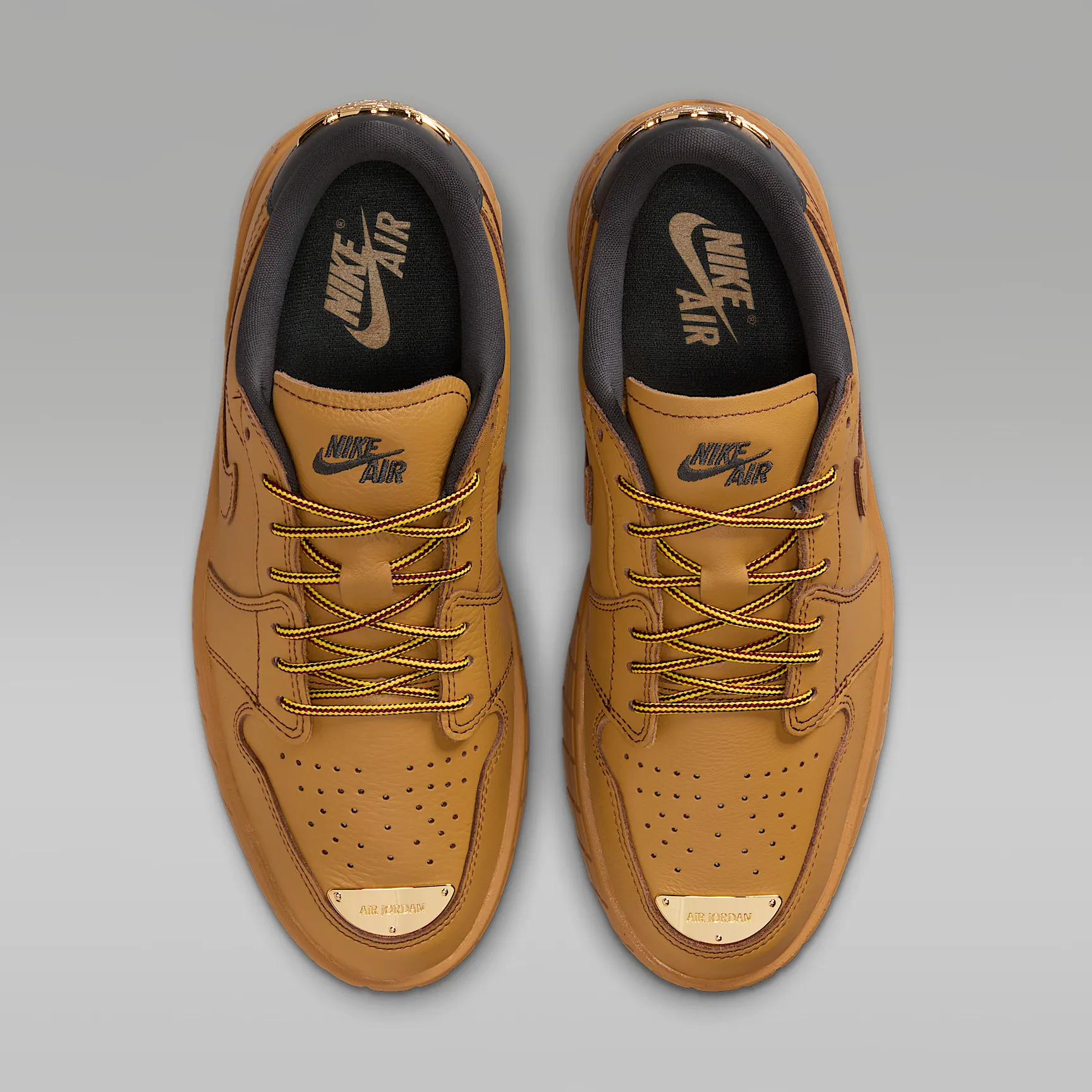 88511D_Air-Jordan-1-Brooklyn-Low-WMNS_WHEAT_HF3184-700_img3