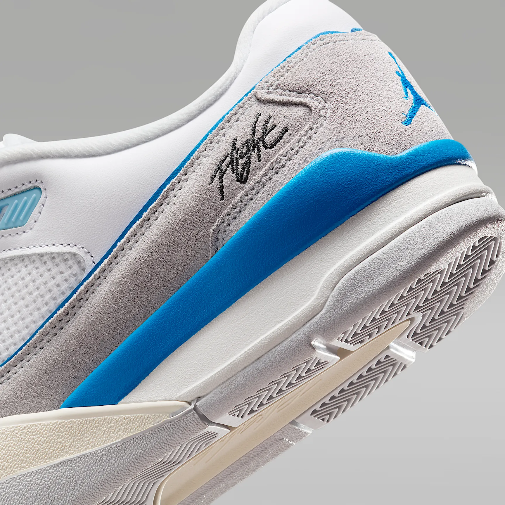 ABCCDF_Jordan-Flight-Court_MILITARY-BLUE_HF3255-104_img7