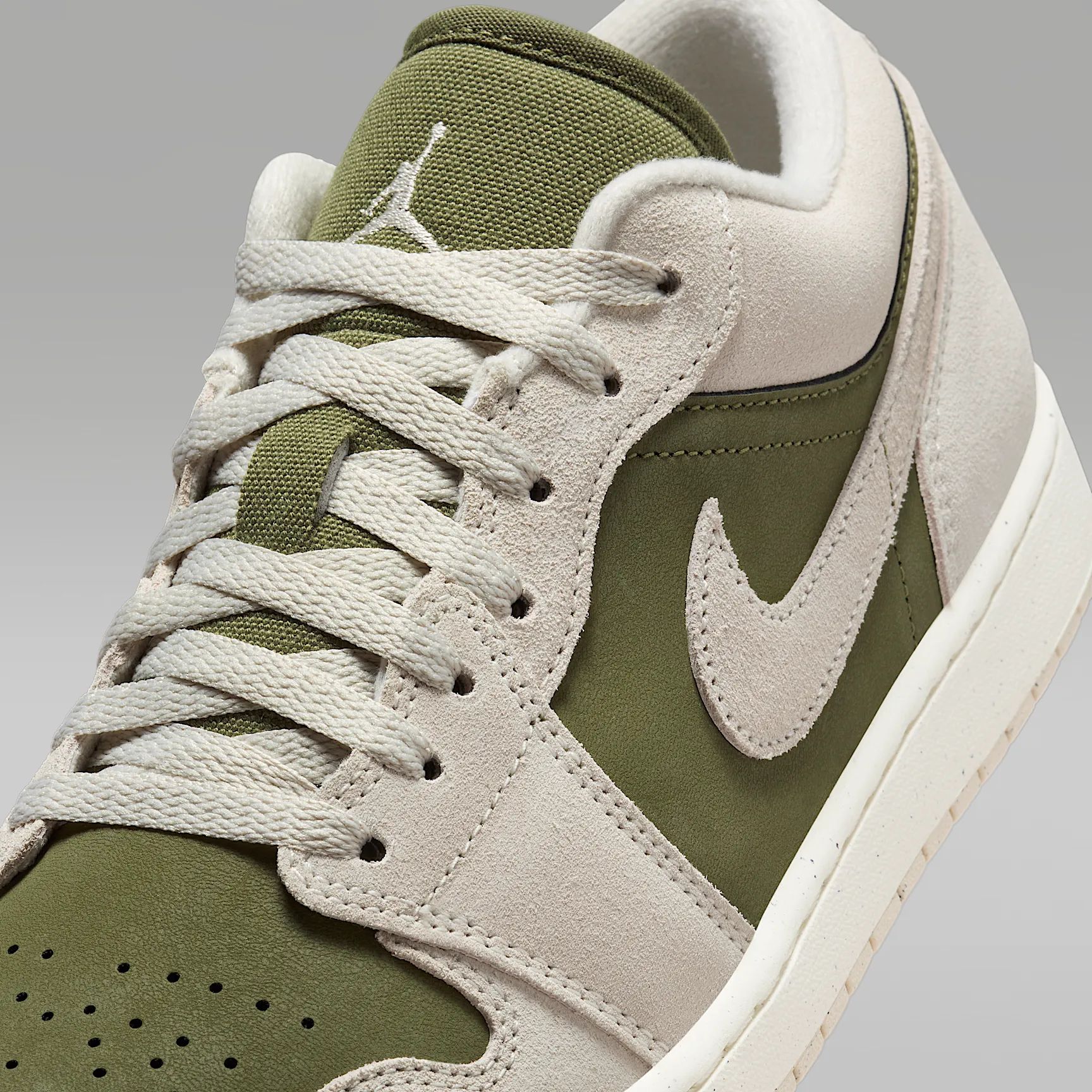 CAC4BE_-1-low-seAir-Jordan-1-Low-SE_MEDIUM-OLIVE_HV4089-201_img6