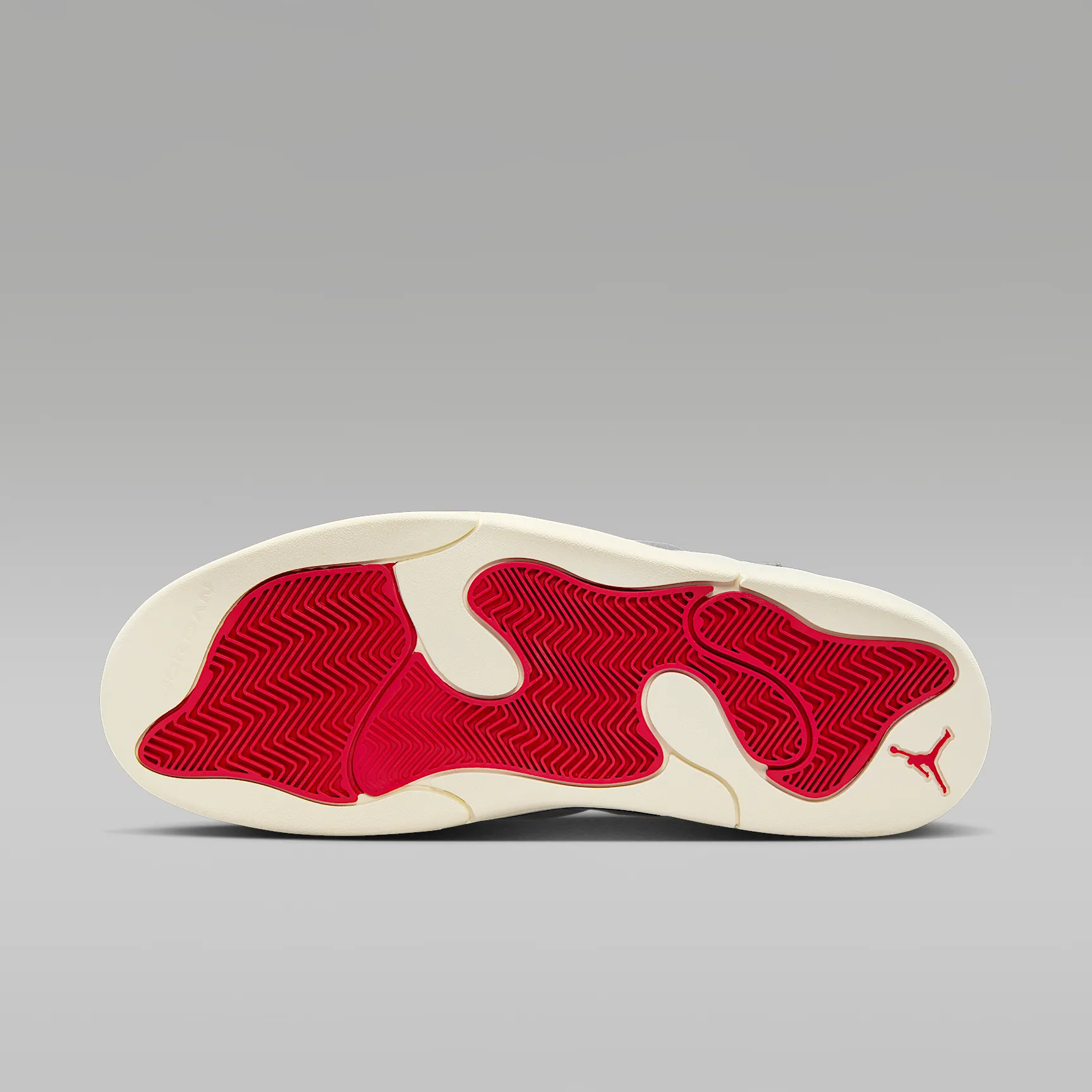 656565_Jordan-Session_COOL-GREY_IB3731-003_img1