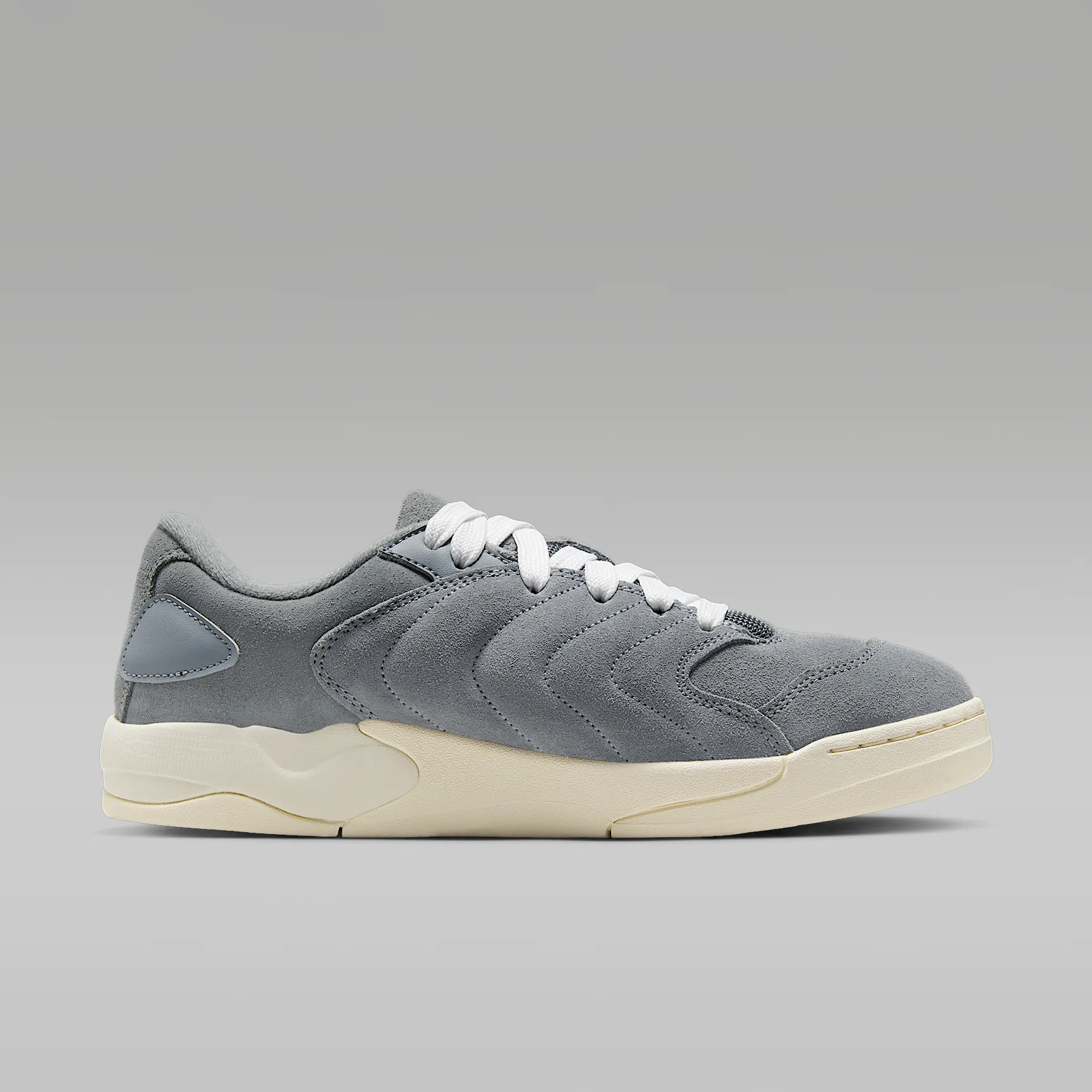 656565_Jordan-Session_COOL-GREY_IB3731-003_img2