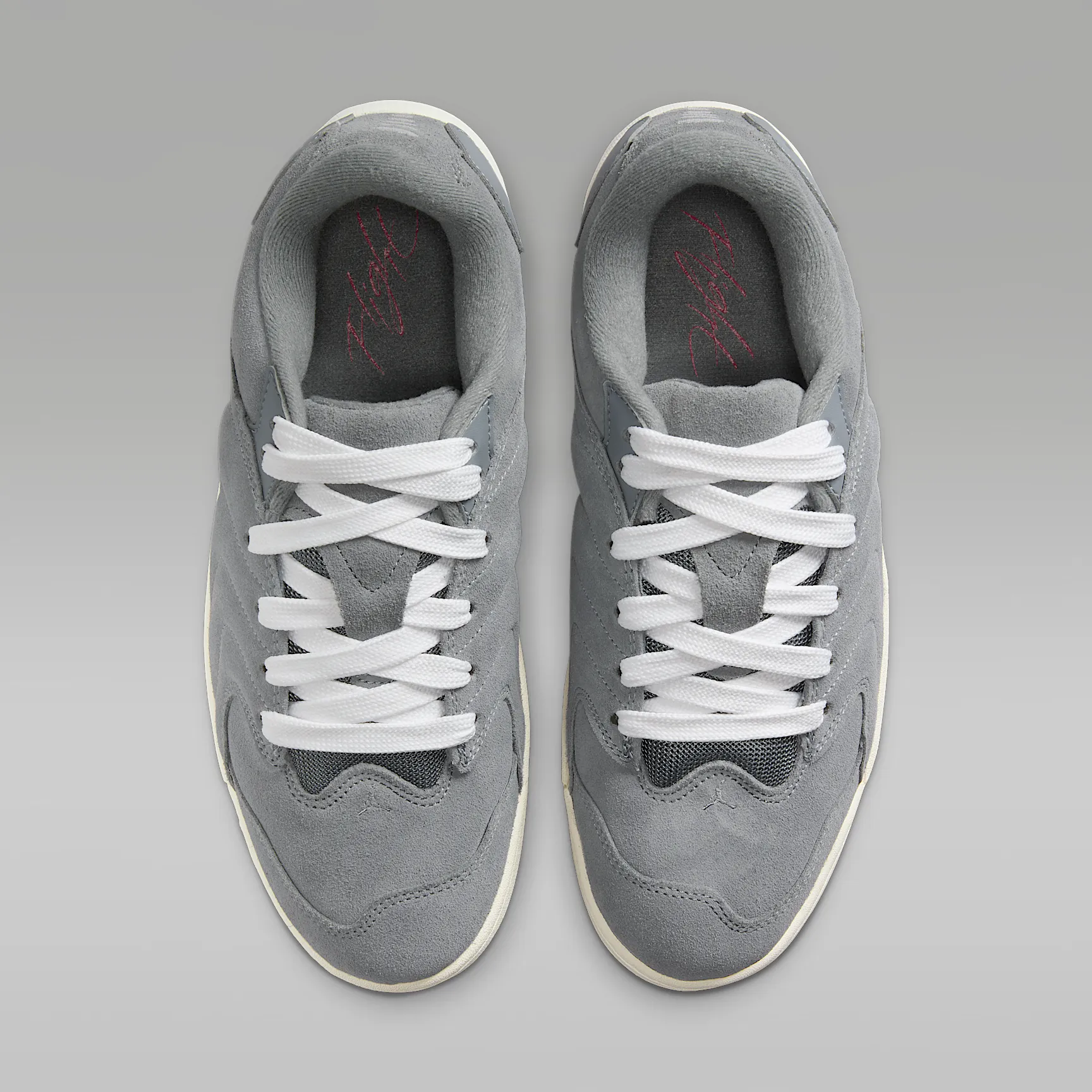 656565_Jordan-Session_COOL-GREY_IB3731-003_img3