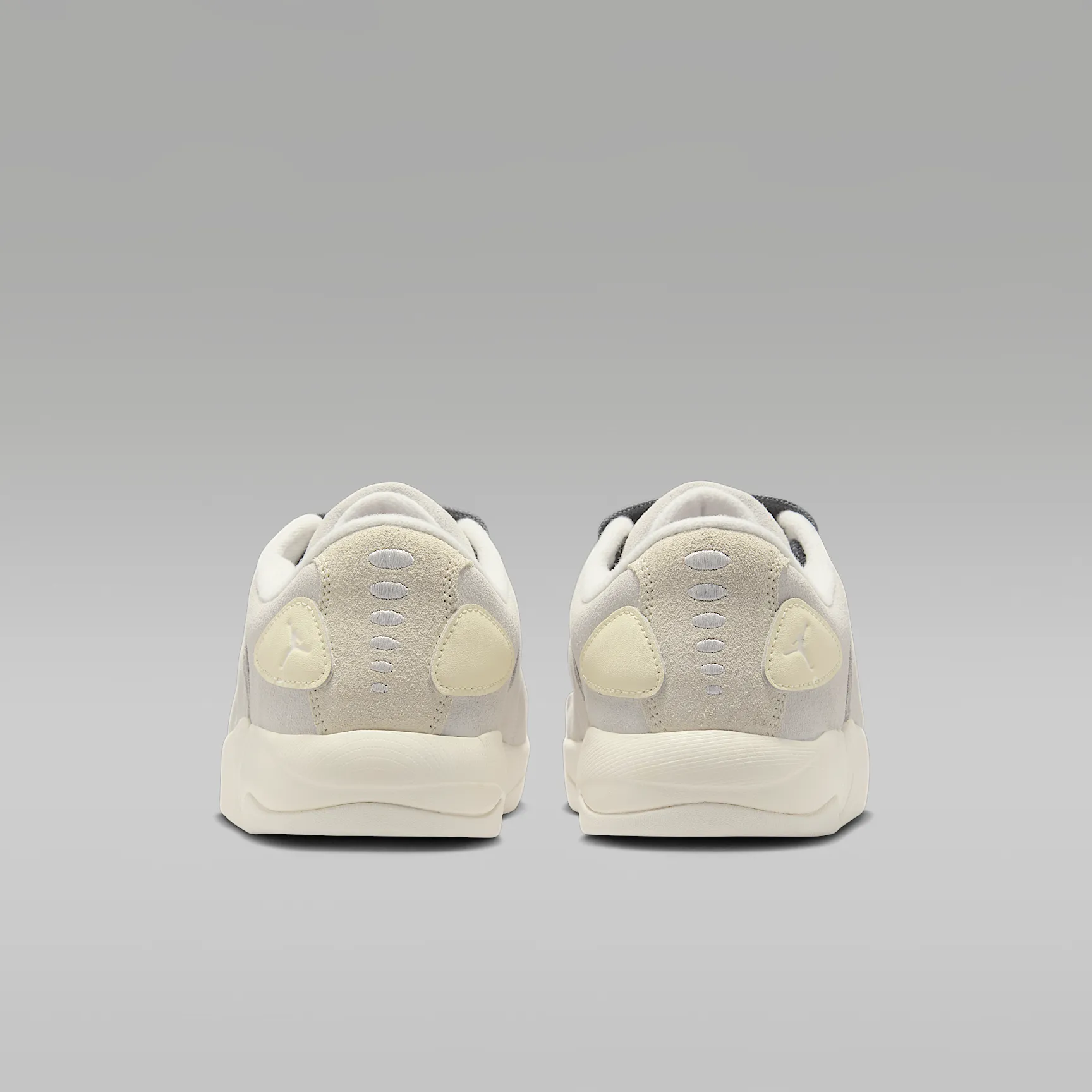 000000_Jordan-Session_PHANTOM_IB3731-002_img5