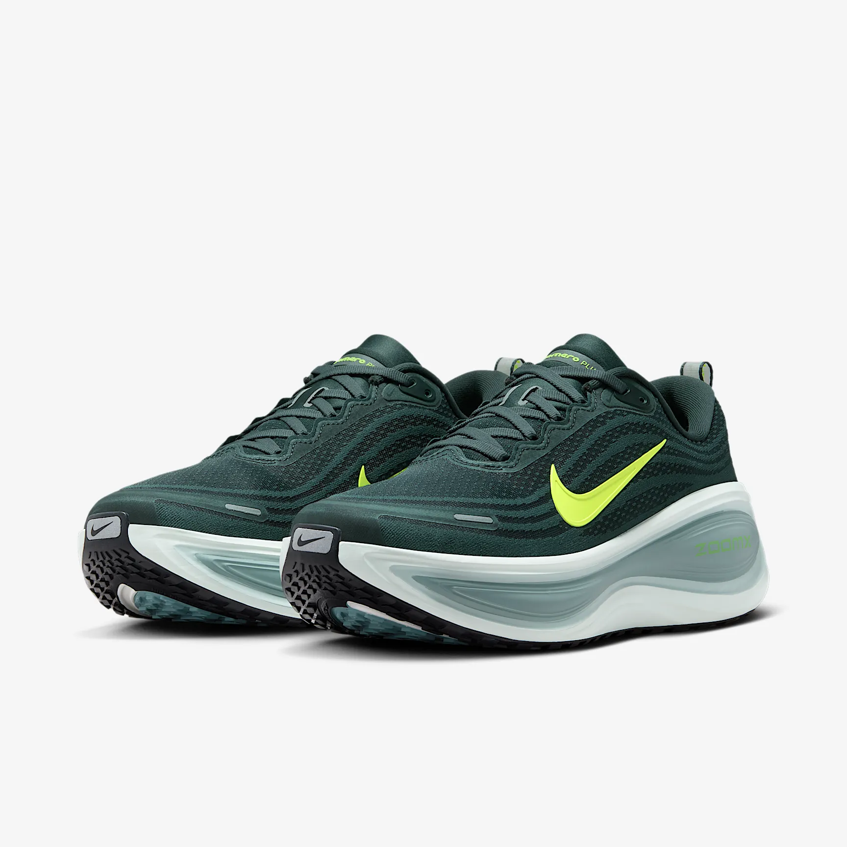 2F4141_Nike-Vomero-Plus_CANNON-GREEN_HV8150-300_img4