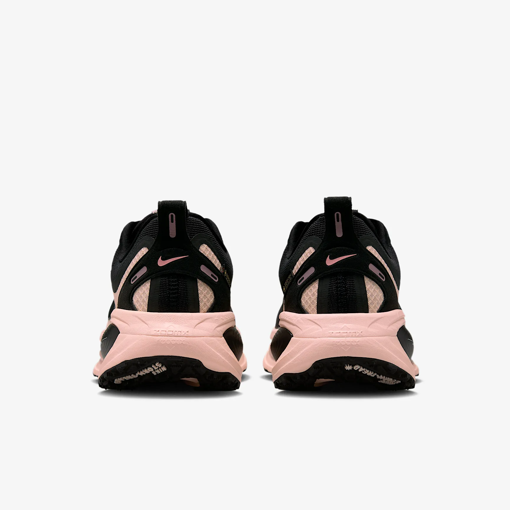 EEC0B8_Nike-Vomero-18-Gore-Tex_BLACK-PINK_HQ7002-003_img5