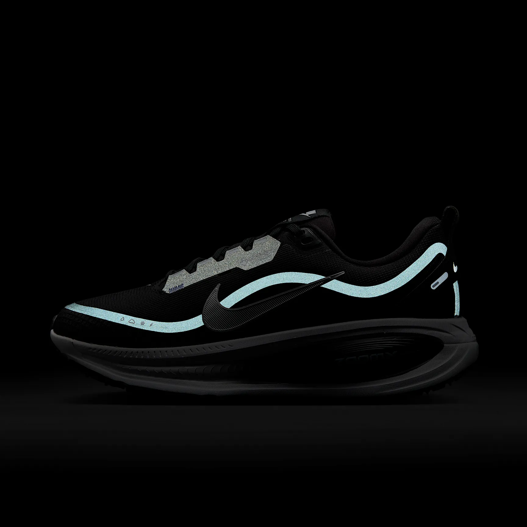 000000_Nike-Vomero-18-Gore-Tex_BLACK-ANTHRACITE_HQ7002-002_img8