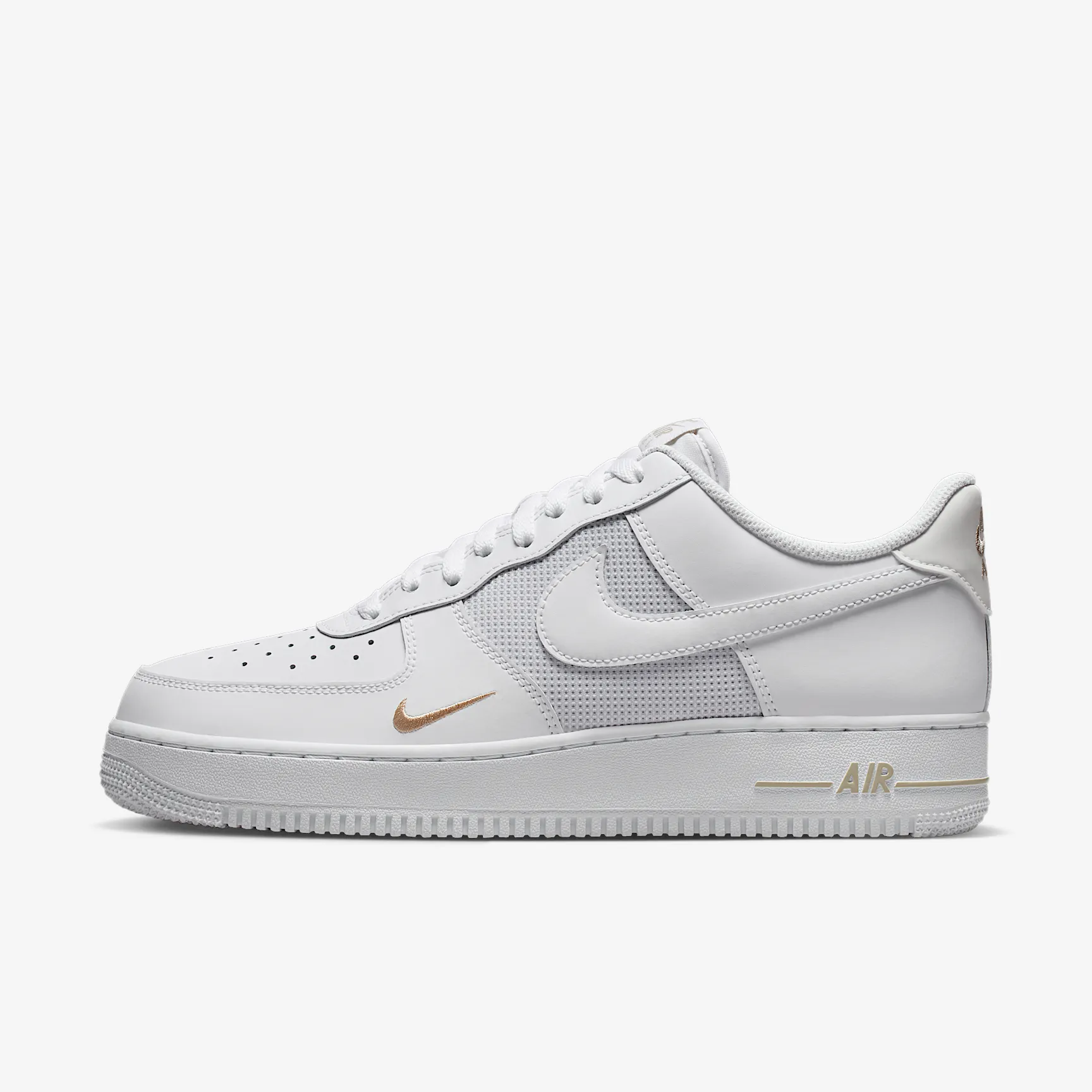 C4C4C6_Nike-Air-Force-1-Low-'07-LV8_WHITE-METALLIC-SILVER_IO1283-100_img0