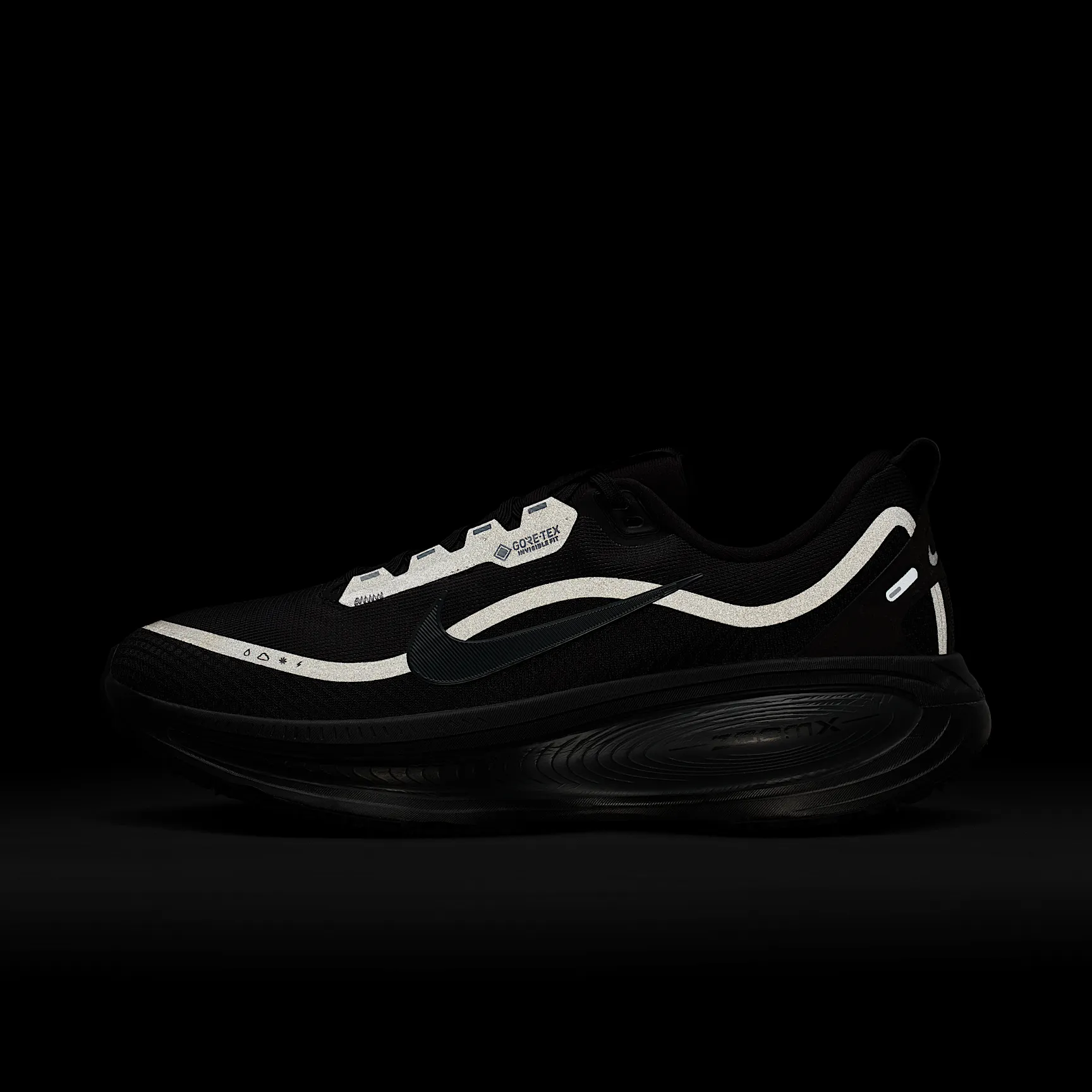 000000_Nike-Vomero-18-Gore-Tex_BLACK_HQ7001-001_img8