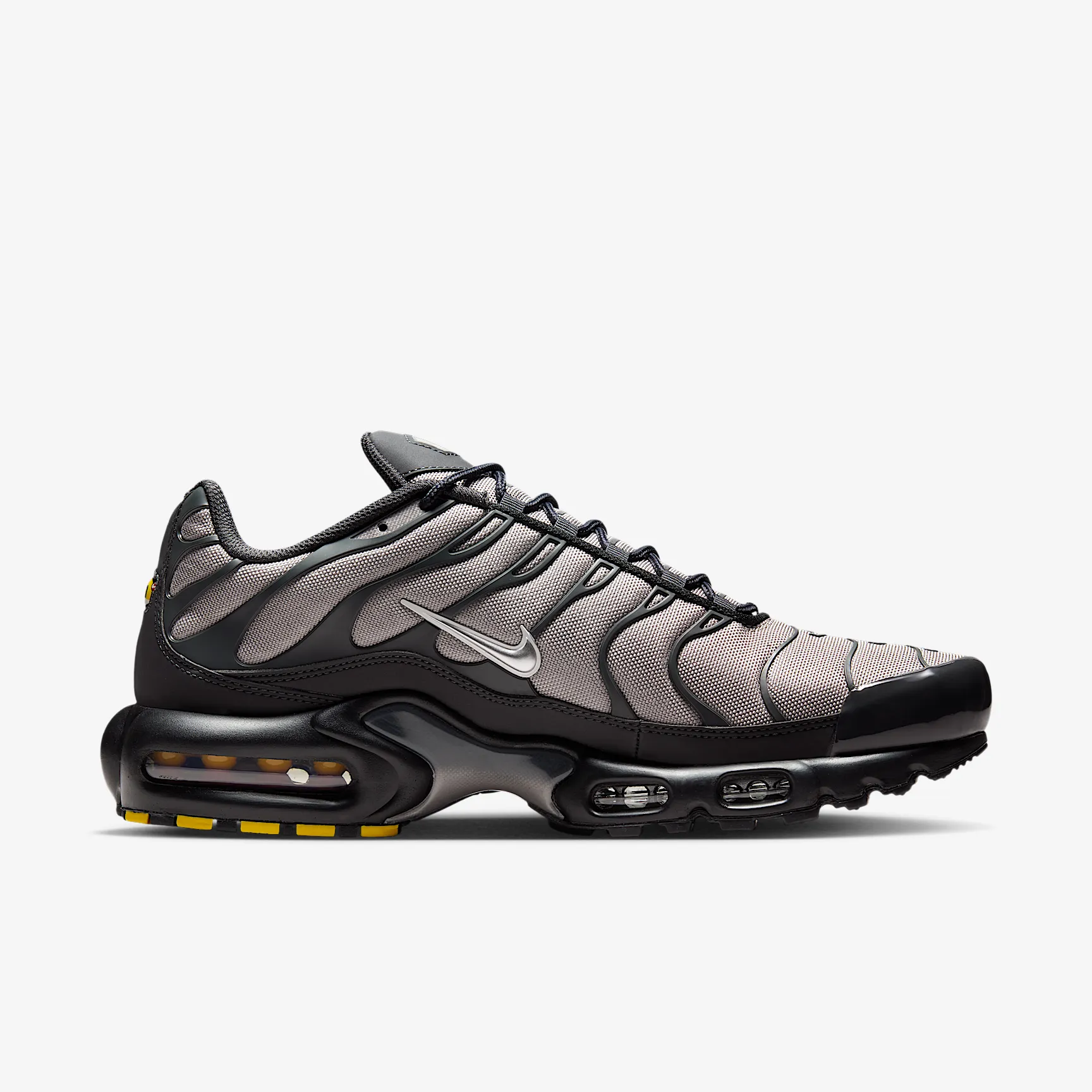 AFAAA9_Nike-Air-Max-Plus_DARK-SMOKE-GREY_IM5983-070_img2