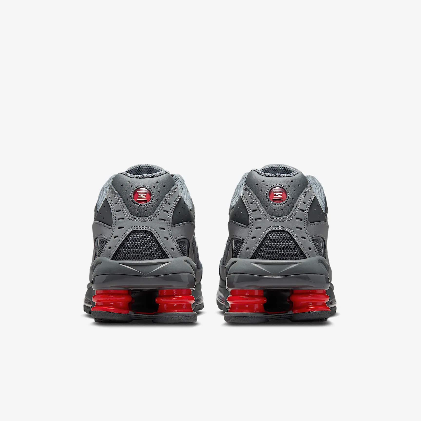 9B0E0F_Nike-Shox-Ride-2_SMOKE-GREY-UNIVERSITY-RED_IM5999-084_img5