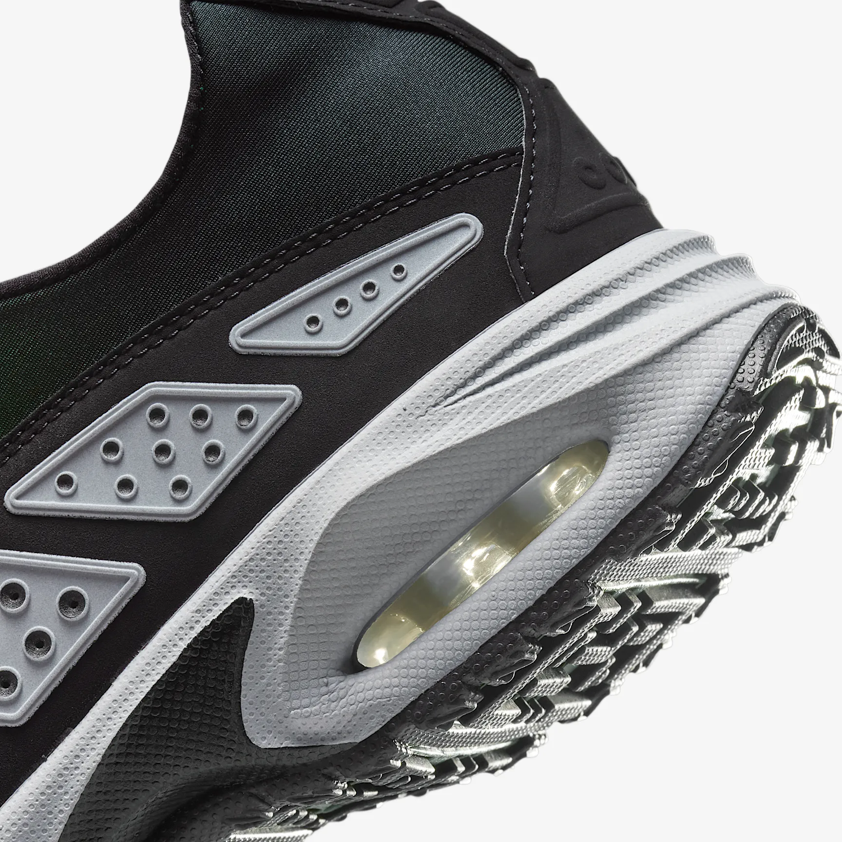 2E7655_Nike-Air-Max-SNDR-WMNS_PINE-GREEN_HJ8080-300_img7